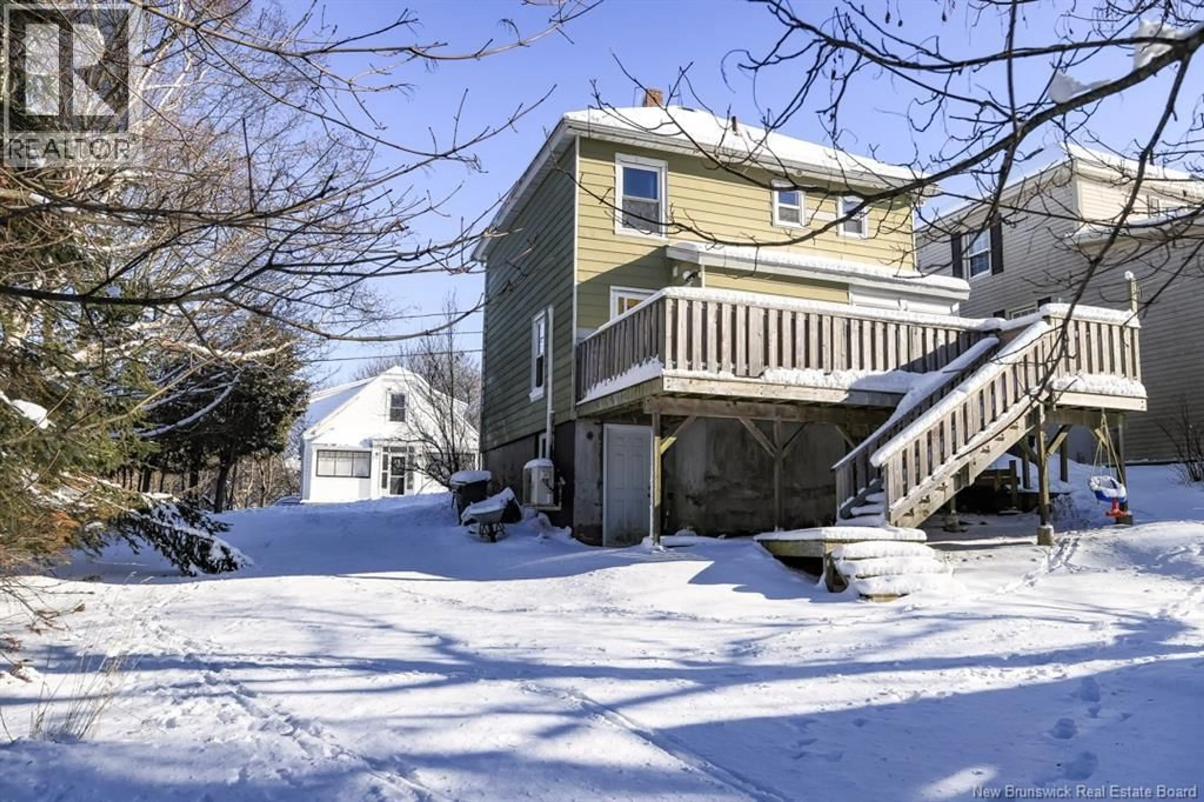 Patio, street for 123 CONNORS STREET, Saint John New Brunswick E2M3R8