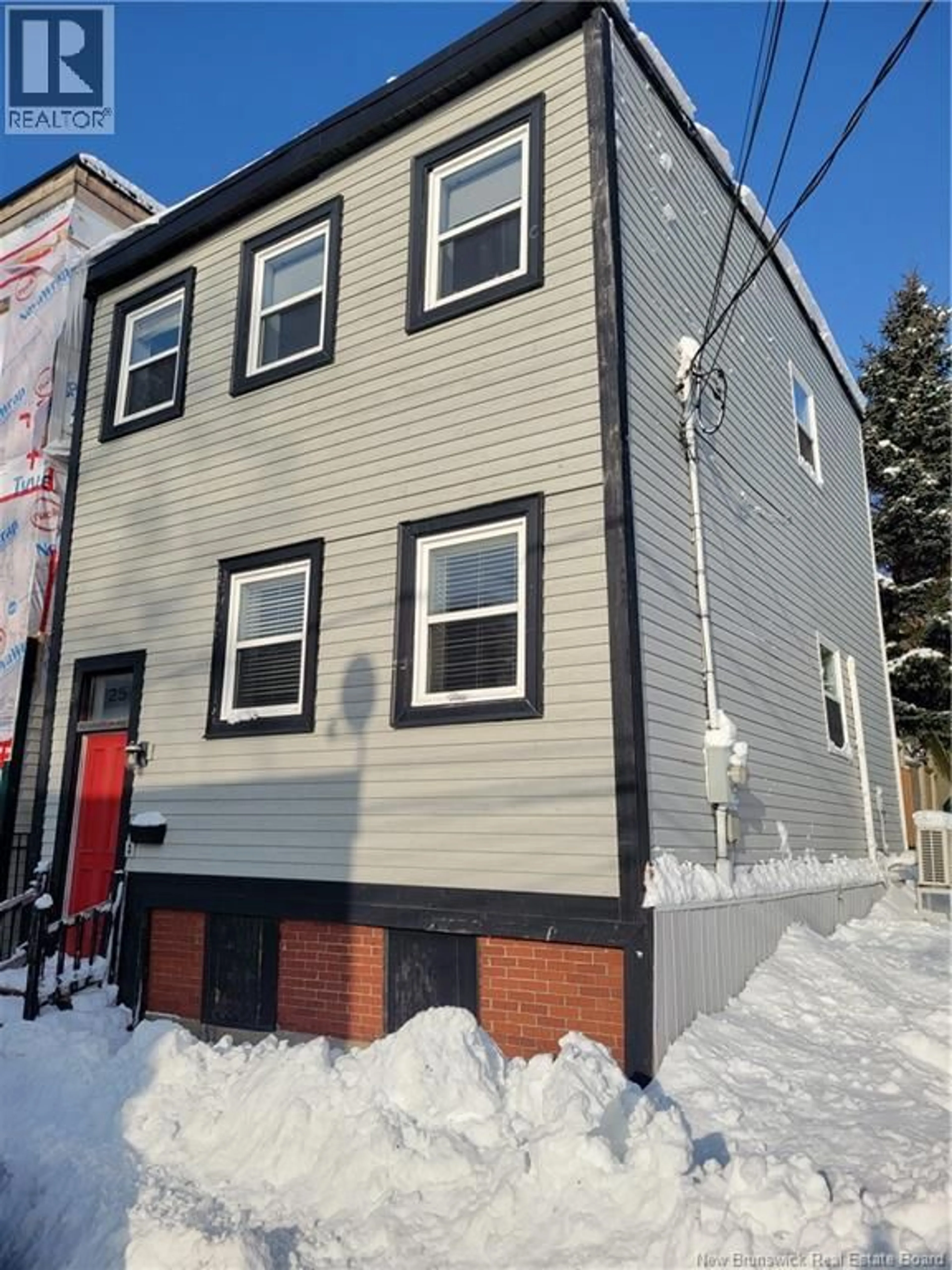 Home with vinyl exterior material, street for 25 HARDING STREET, Saint John New Brunswick E2L1T5