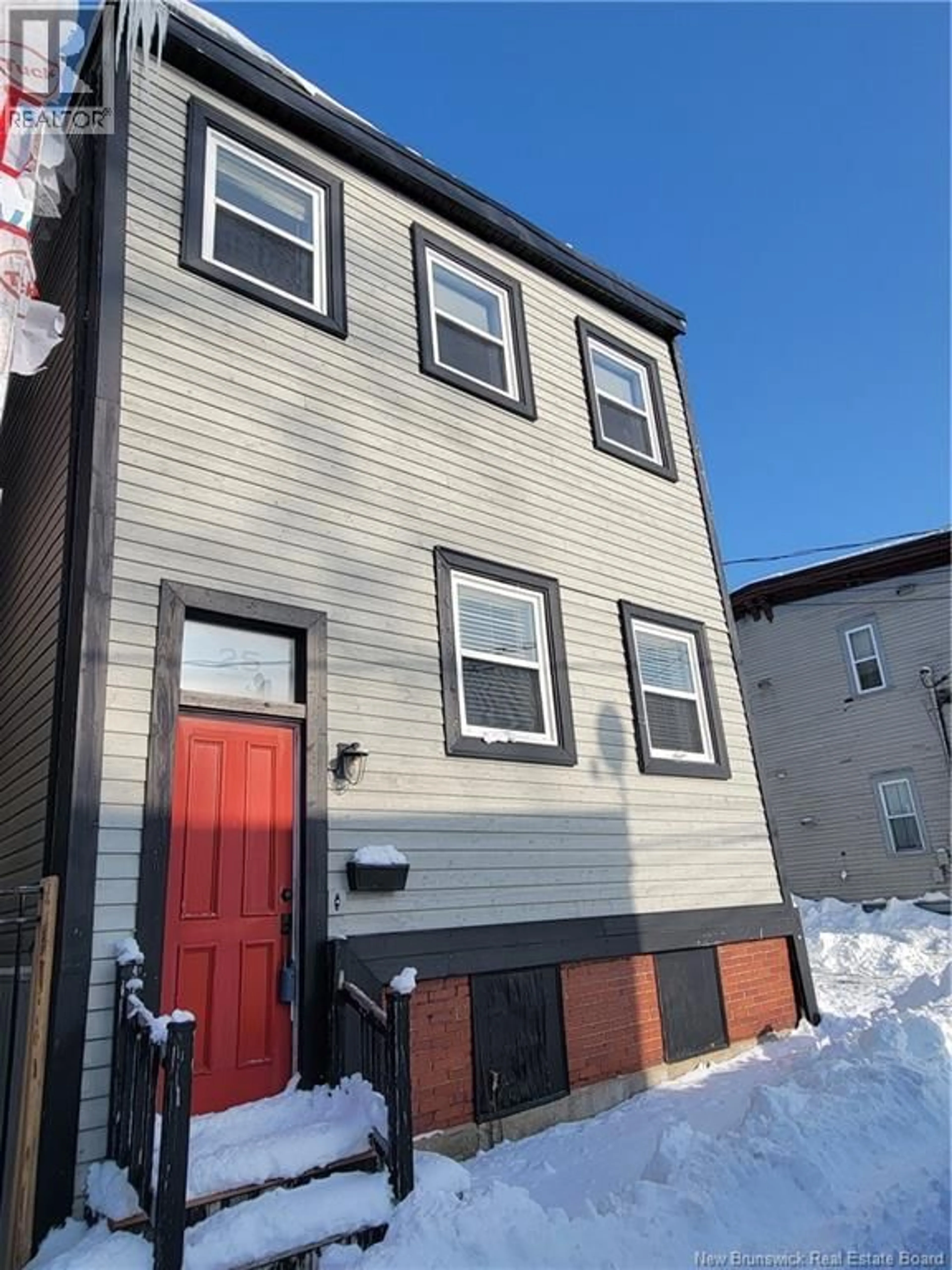 Home with vinyl exterior material, street for 25 HARDING STREET, Saint John New Brunswick E2L1T5