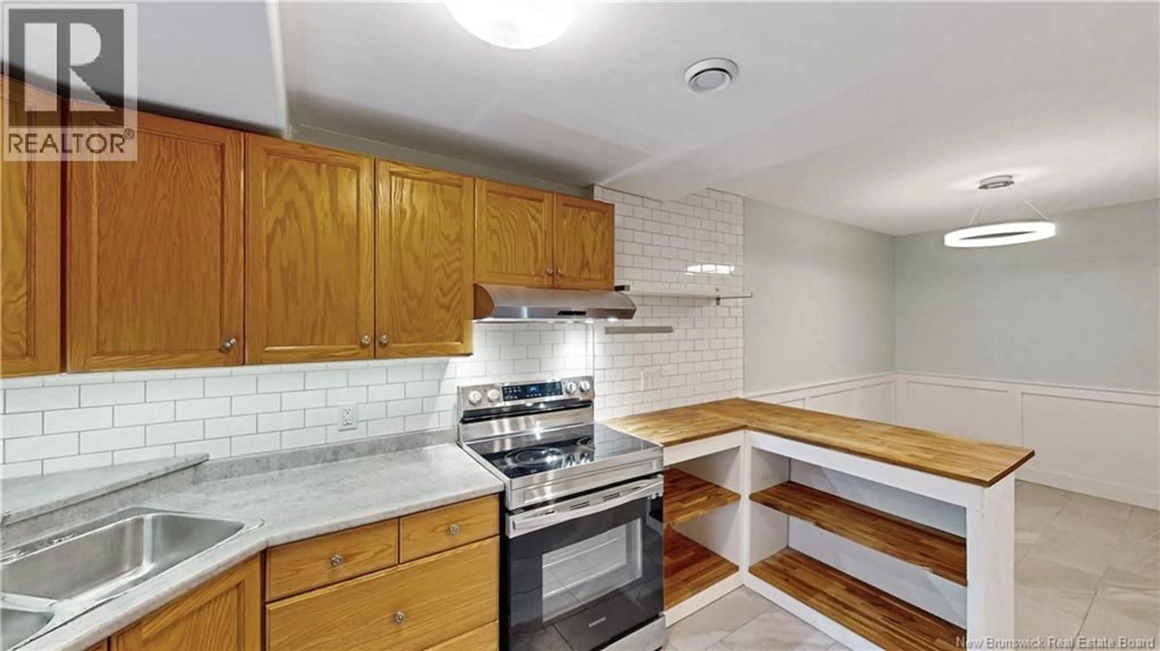 Standard kitchen, unknown for 11 - 215 KING STREET, Saint John New Brunswick E2G1N2