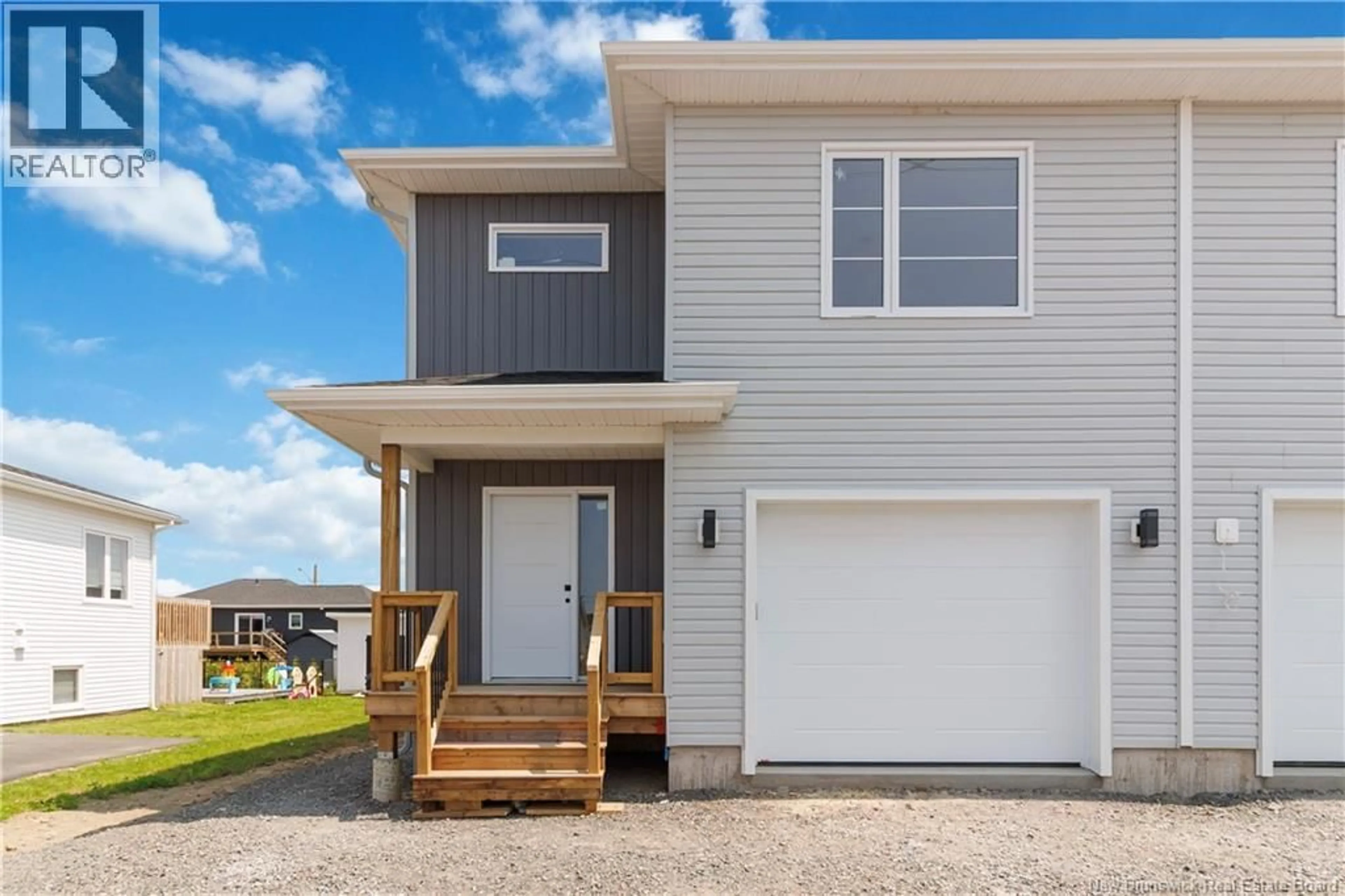 Home with vinyl exterior material, unknown for 29 MIA STREET, Shediac New Brunswick E4P0Z8