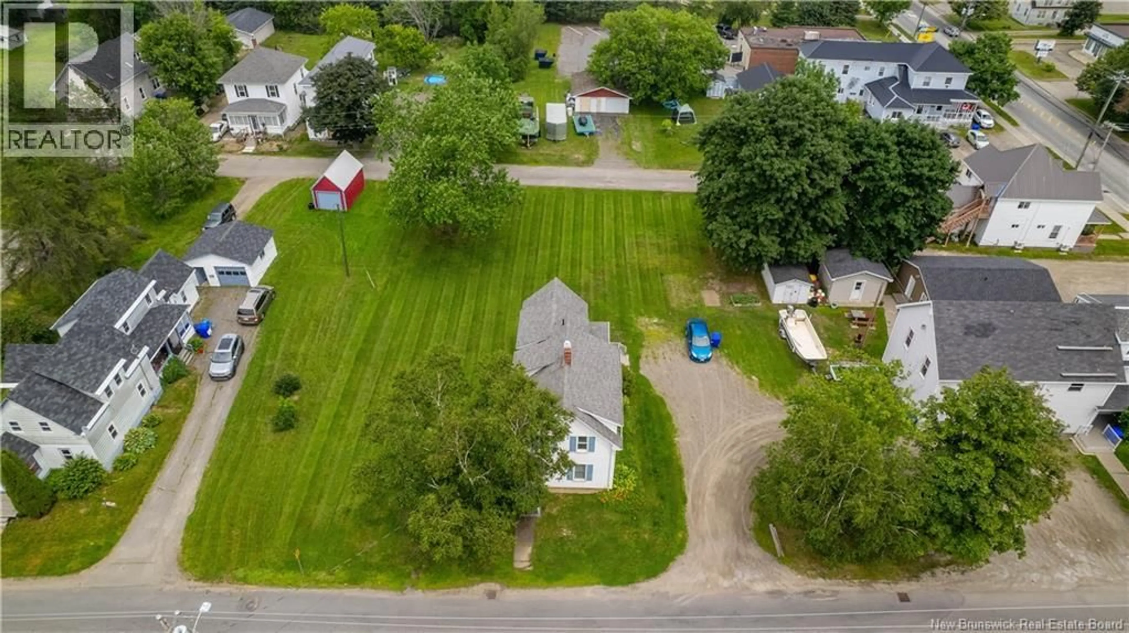 A pic from outside/outdoor area/front of a property/back of a property/a pic from drone, street for 7 QUEEN STREET, St. Stephen New Brunswick E3L2J7