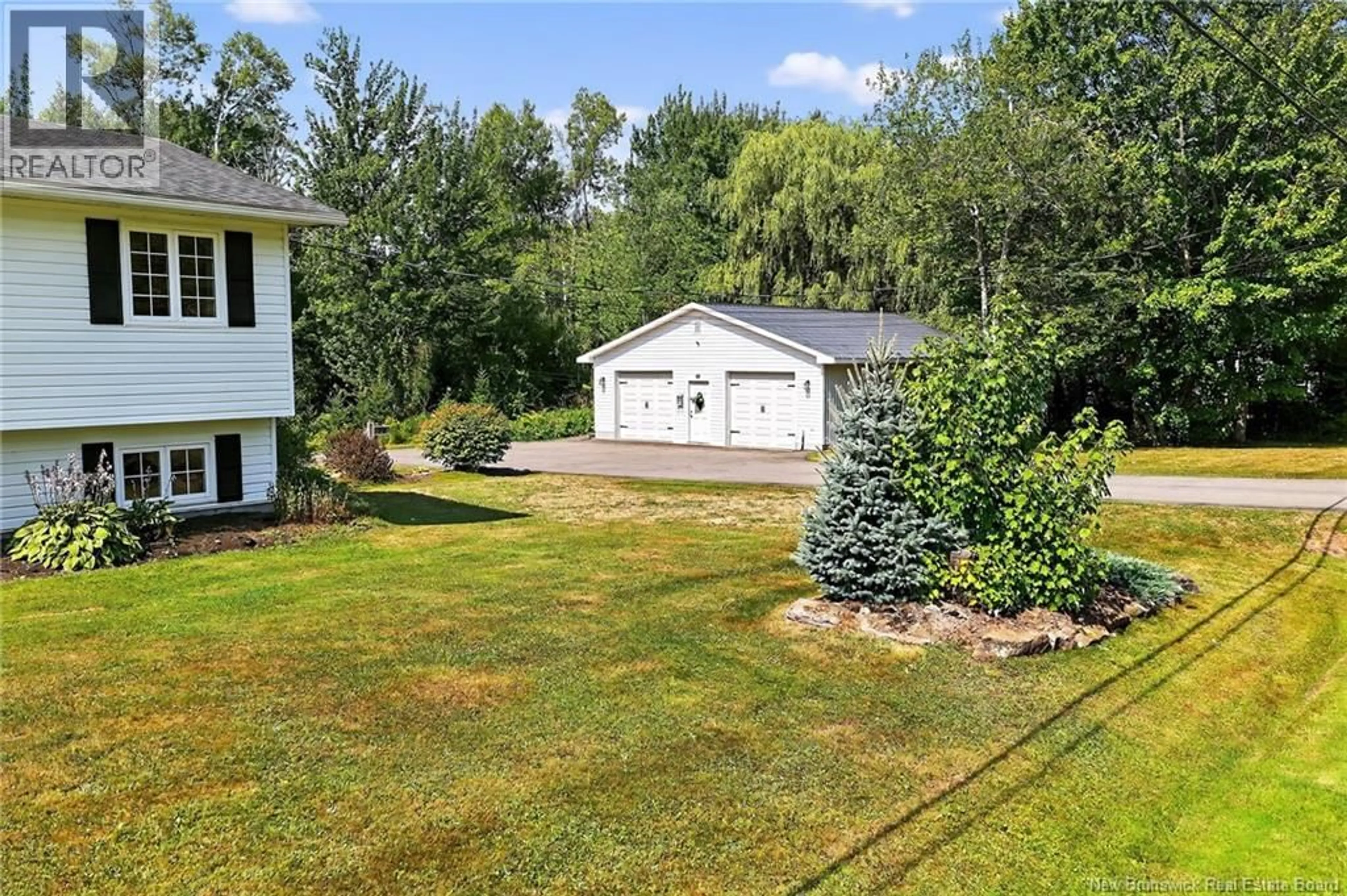 A pic from outside/outdoor area/front of a property/back of a property/a pic from drone, water/lake/river/ocean view for 72 REEDER ROAD, Salisbury New Brunswick E4J2P5