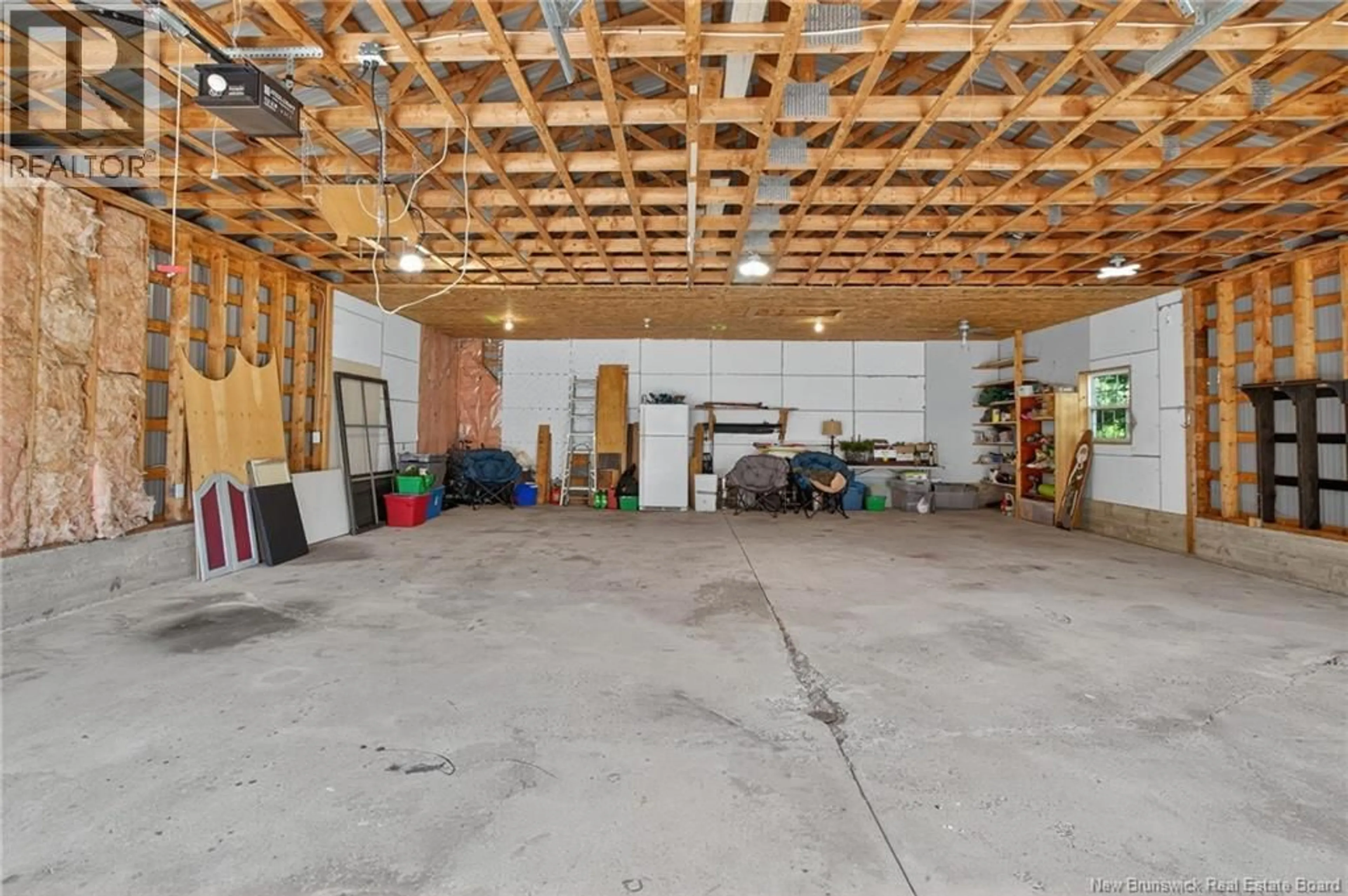 Indoor garage for 72 REEDER ROAD, Salisbury New Brunswick E4J2P5
