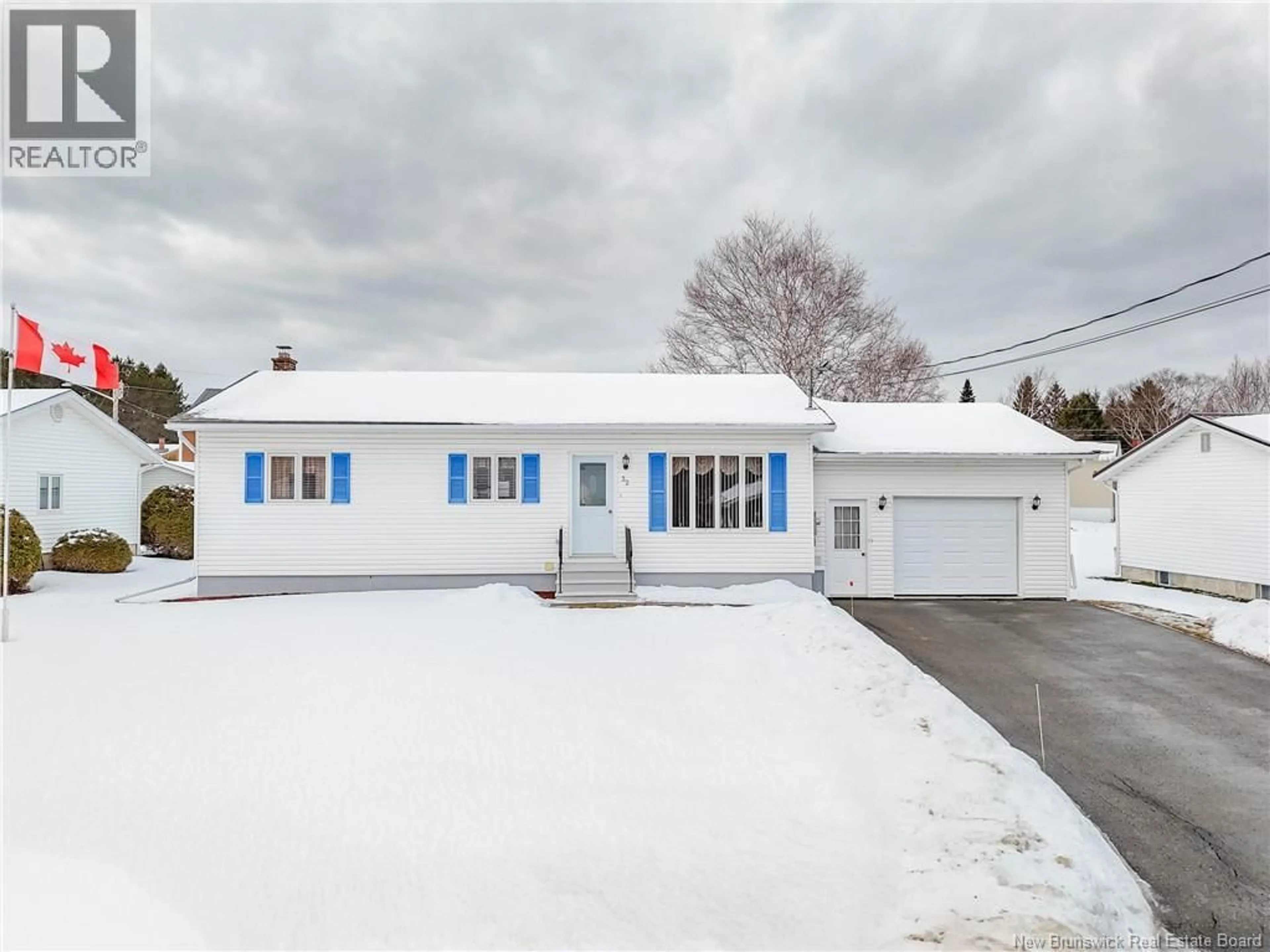 Home with vinyl exterior material, street for 32 HILLCREST DRIVE, Perth-Andover New Brunswick E7H2H1