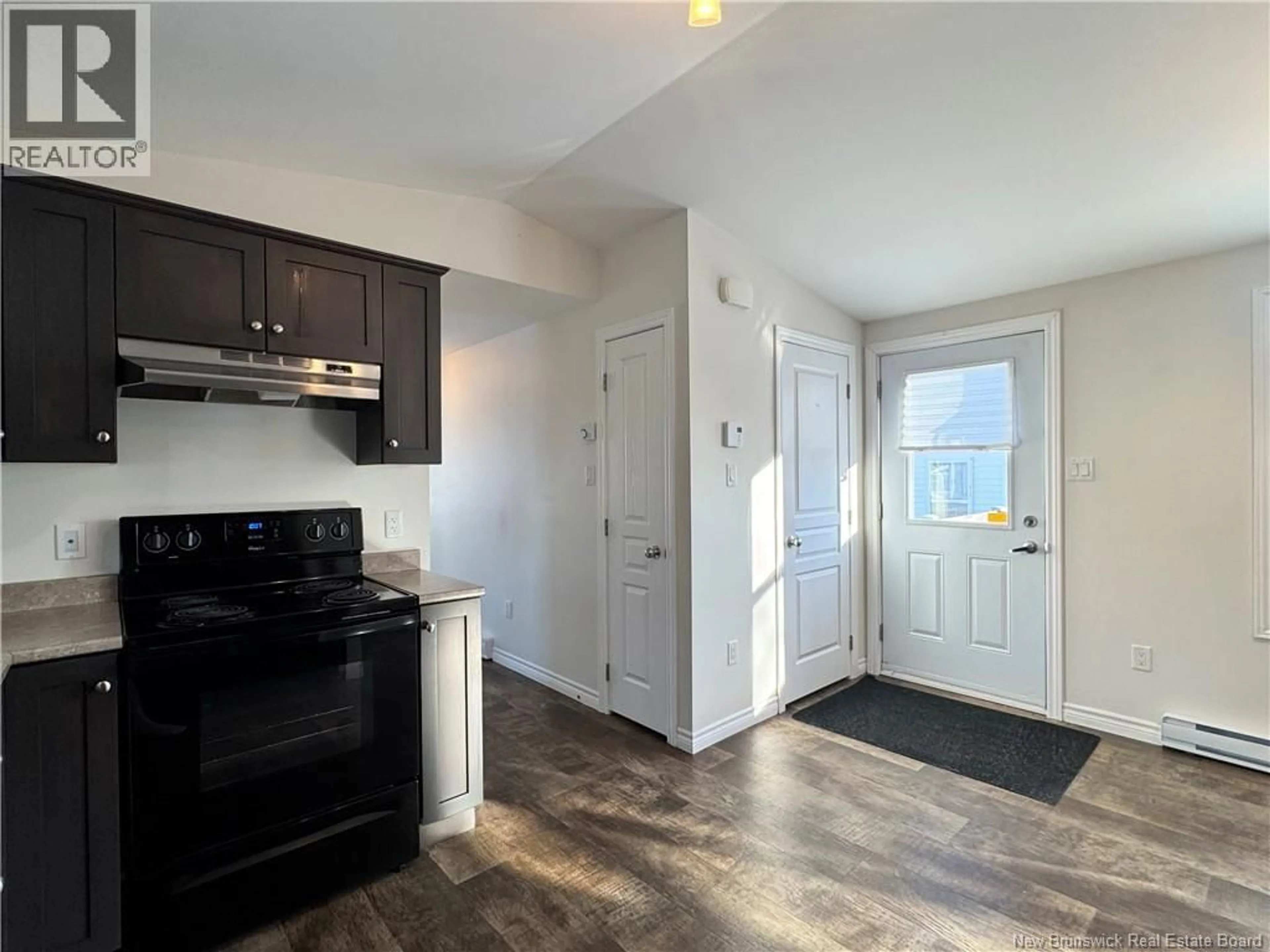 Standard kitchen, unknown for 525 KENT AVENUE, Bathurst New Brunswick E2A2T2