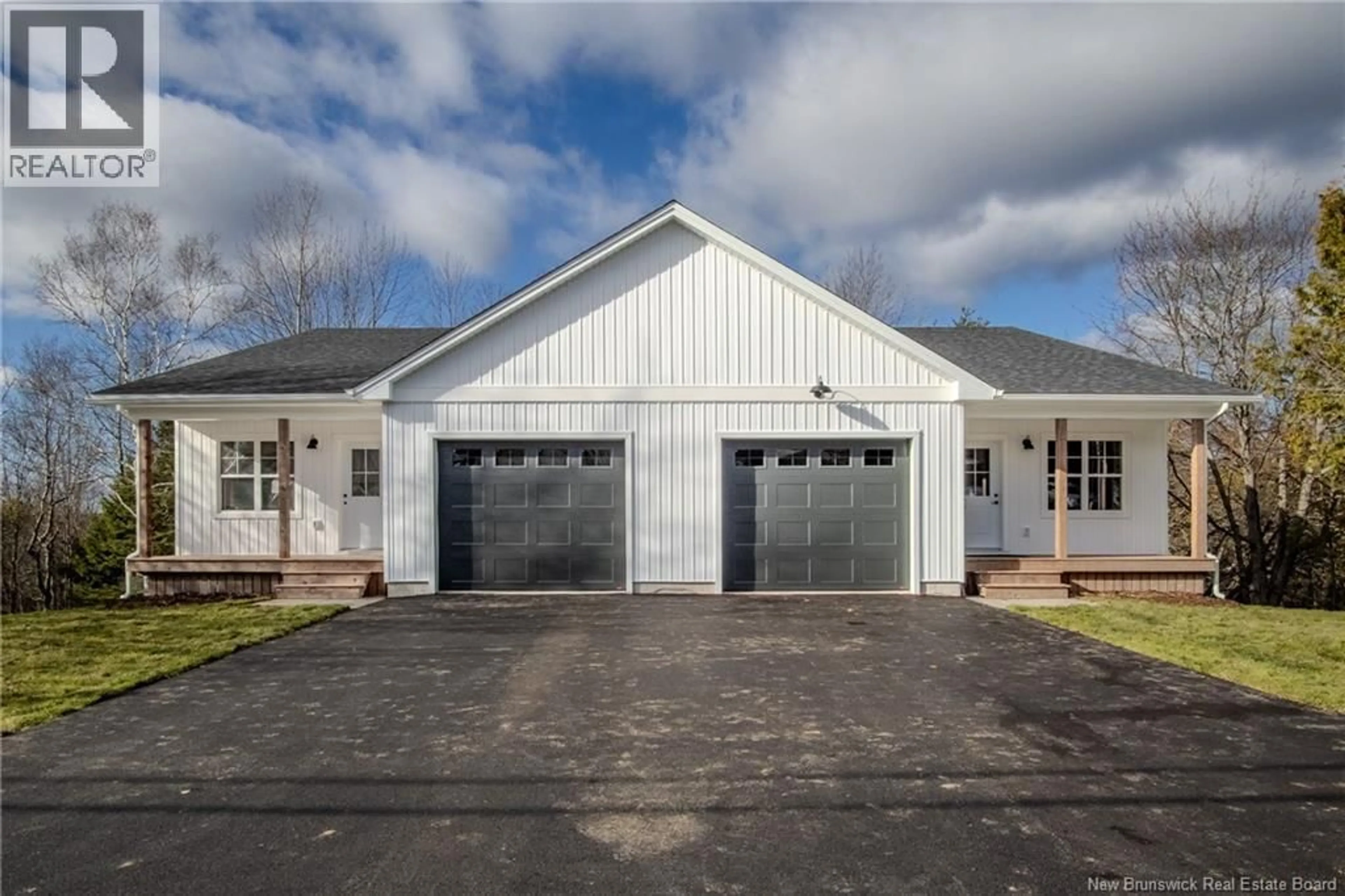 Indoor garage for 331 HAMPTON ROAD, Quispamsis New Brunswick E2E4T1