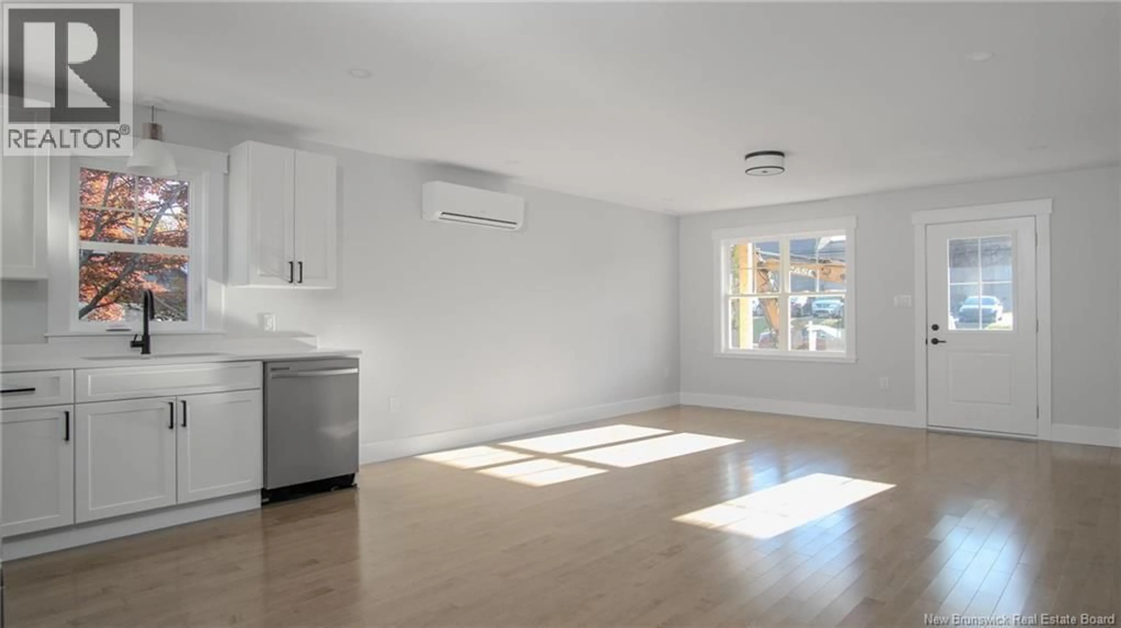 A pic of a room for 329 HAMPTON ROAD, Quispamsis New Brunswick E2E4T1