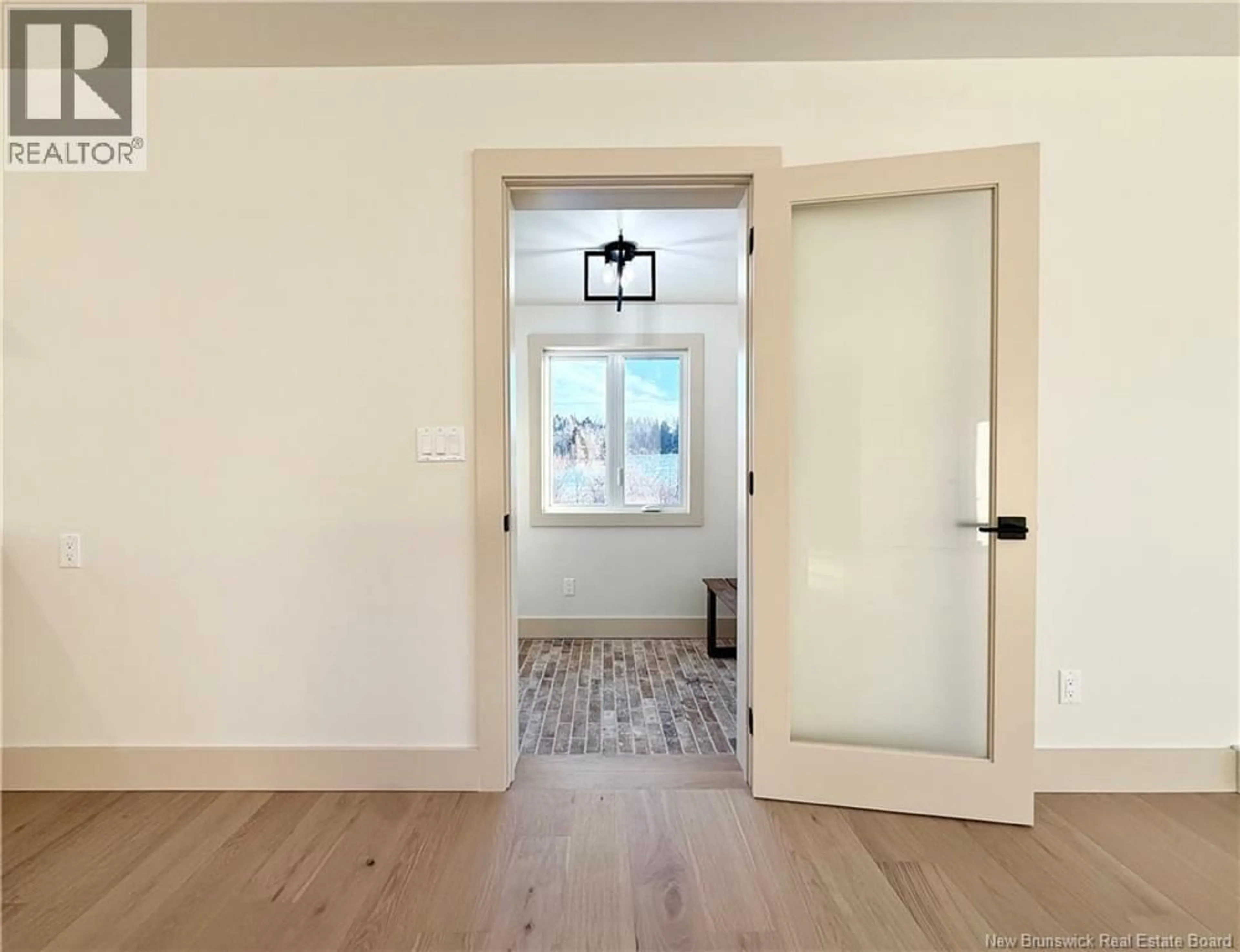 Indoor entryway for 3 HATT CRESCENT, St George New Brunswick E5C3G7