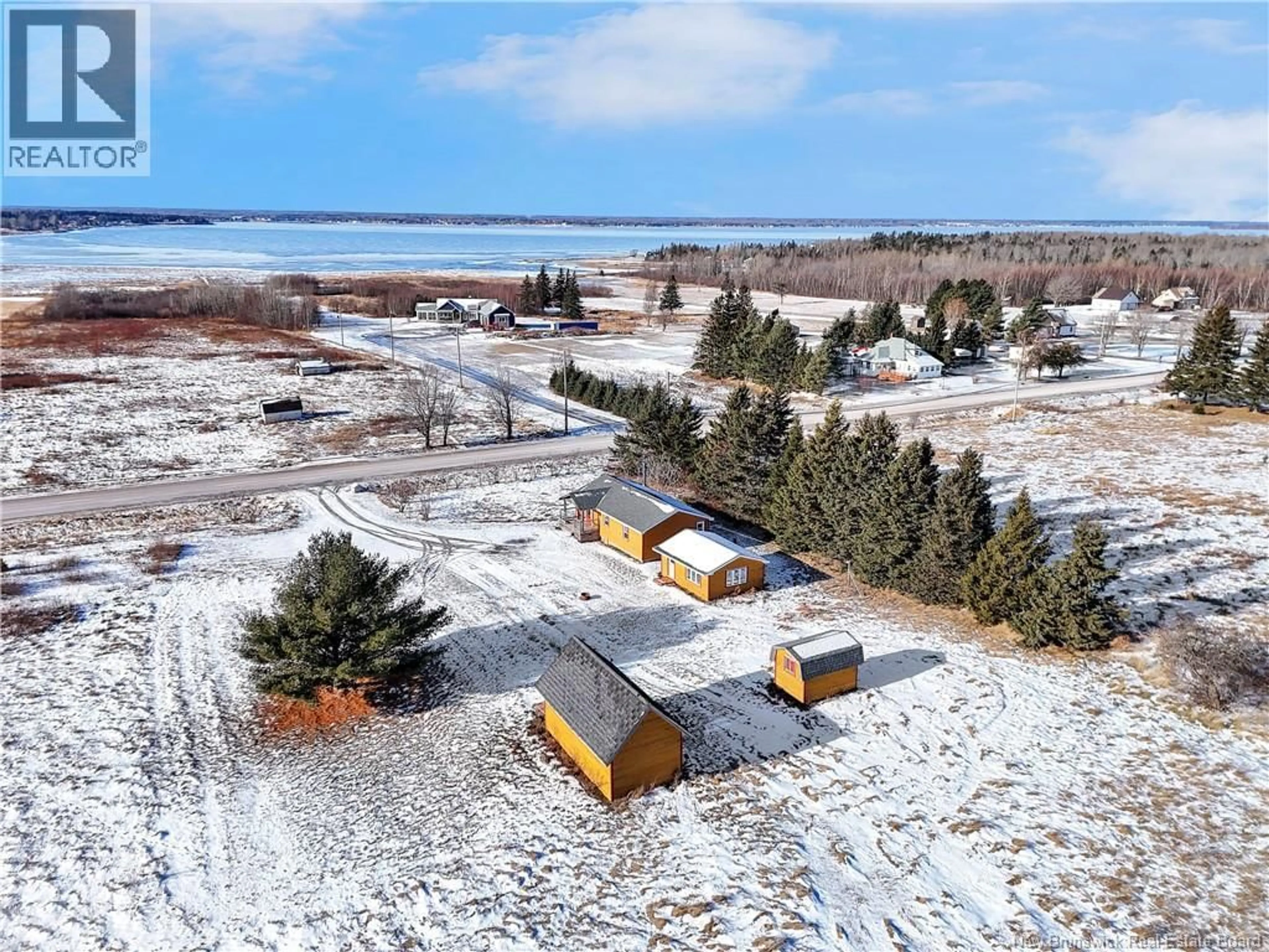 A pic from outside/outdoor area/front of a property/back of a property/a pic from drone, water/lake/river/ocean view for 3737 ROUTE 530, Grande-Digue New Brunswick E4R5H5