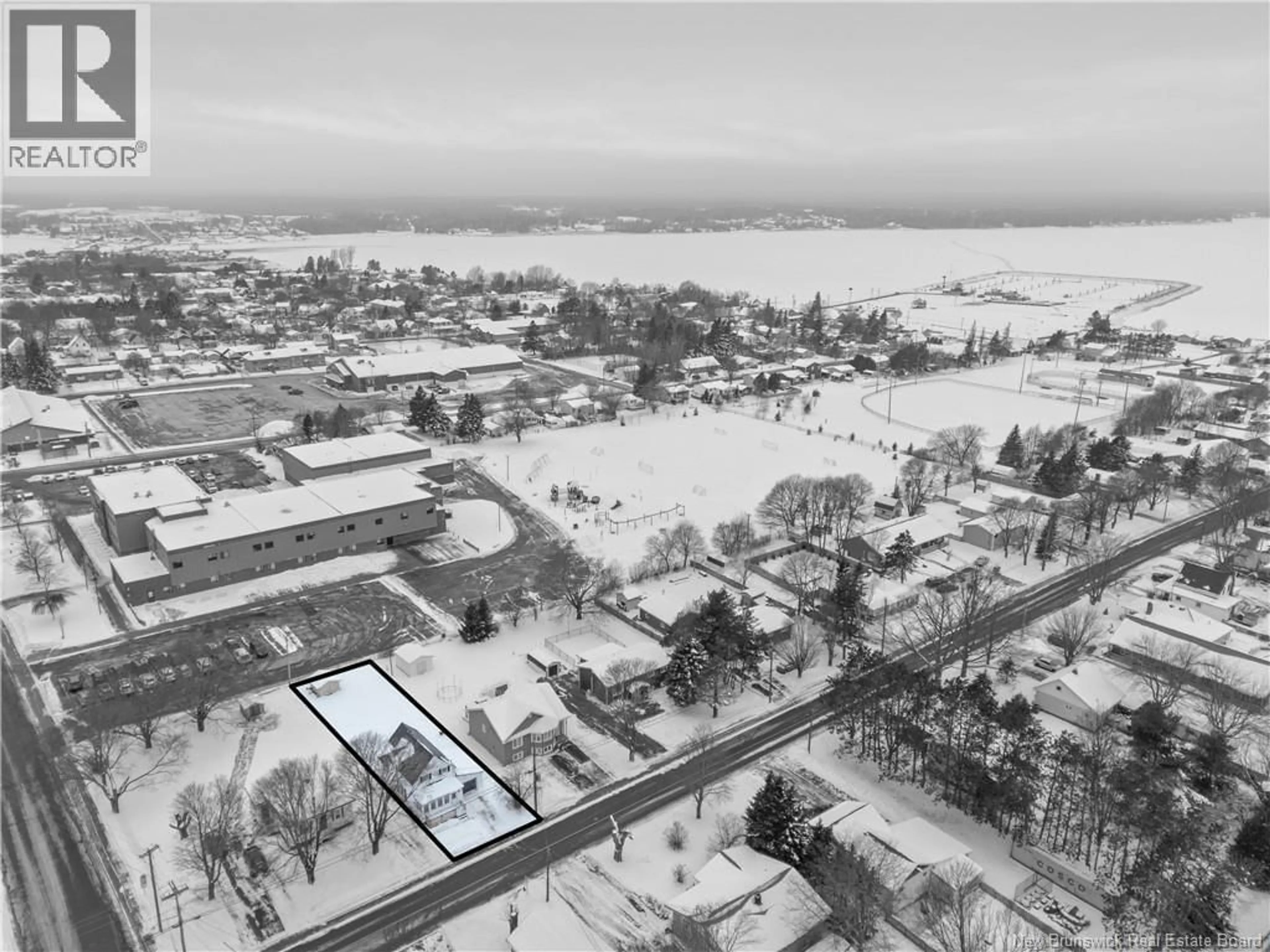 A pic from outside/outdoor area/front of a property/back of a property/a pic from drone, street for 73 GALLAGHER STREET, Shediac New Brunswick E4P1S6