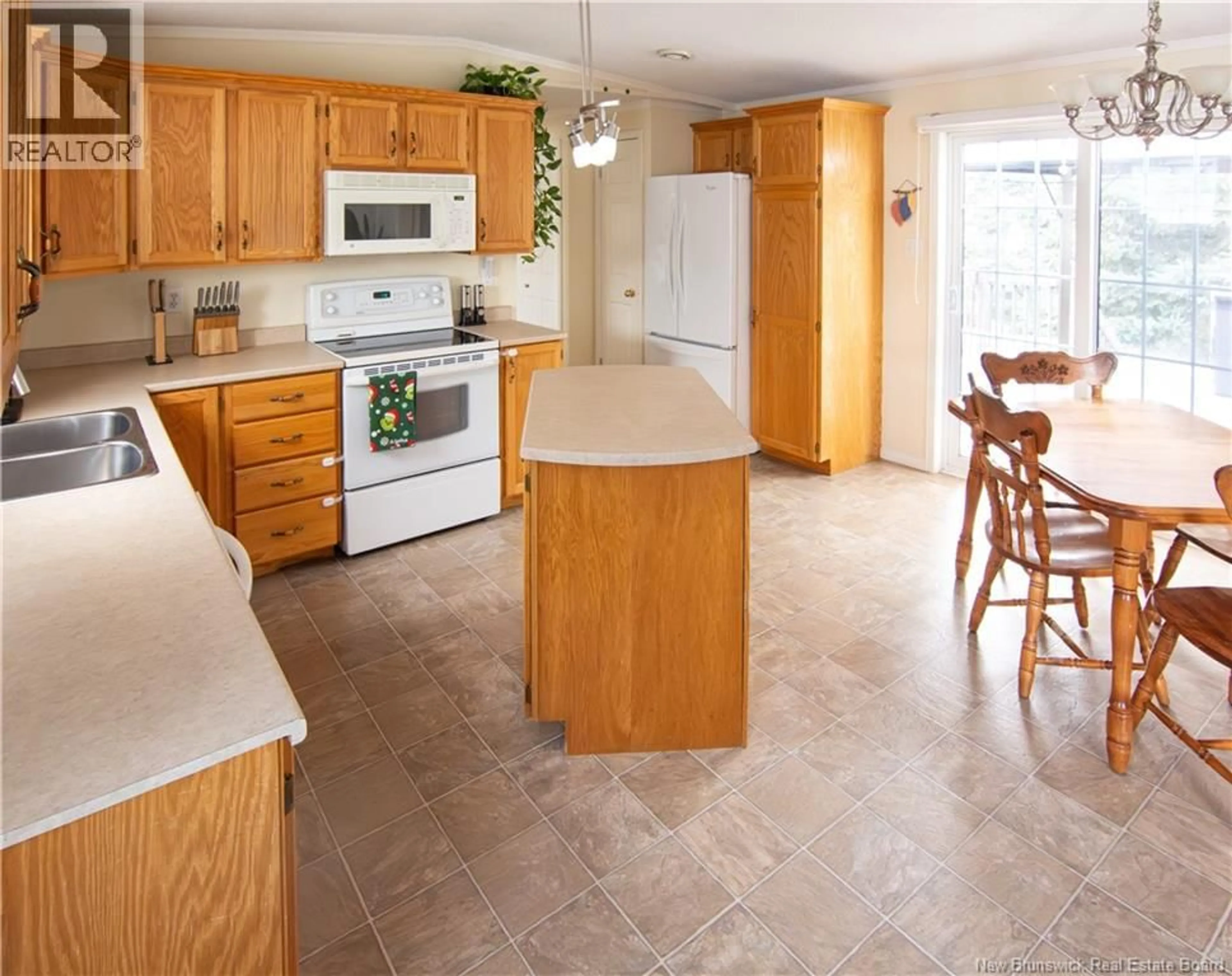 Unknown for 124 NEPISIGUIT, Dieppe New Brunswick E1A7N1