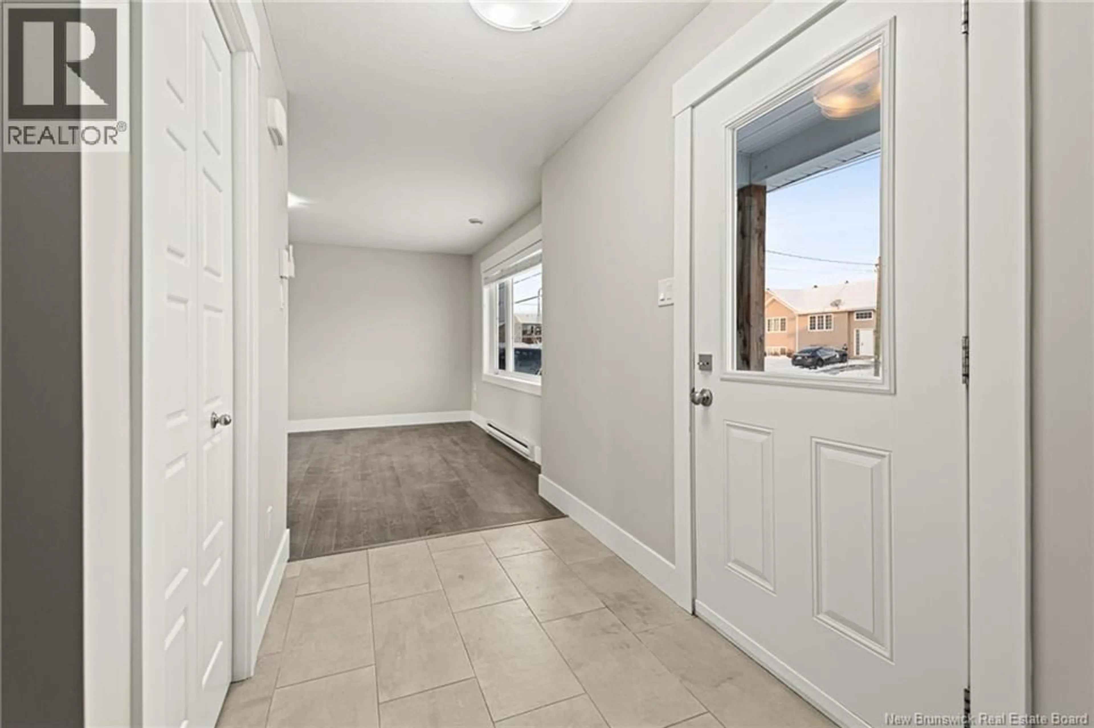 Indoor entryway for 76 EDINGTON STREET, Moncton New Brunswick E1E0G6