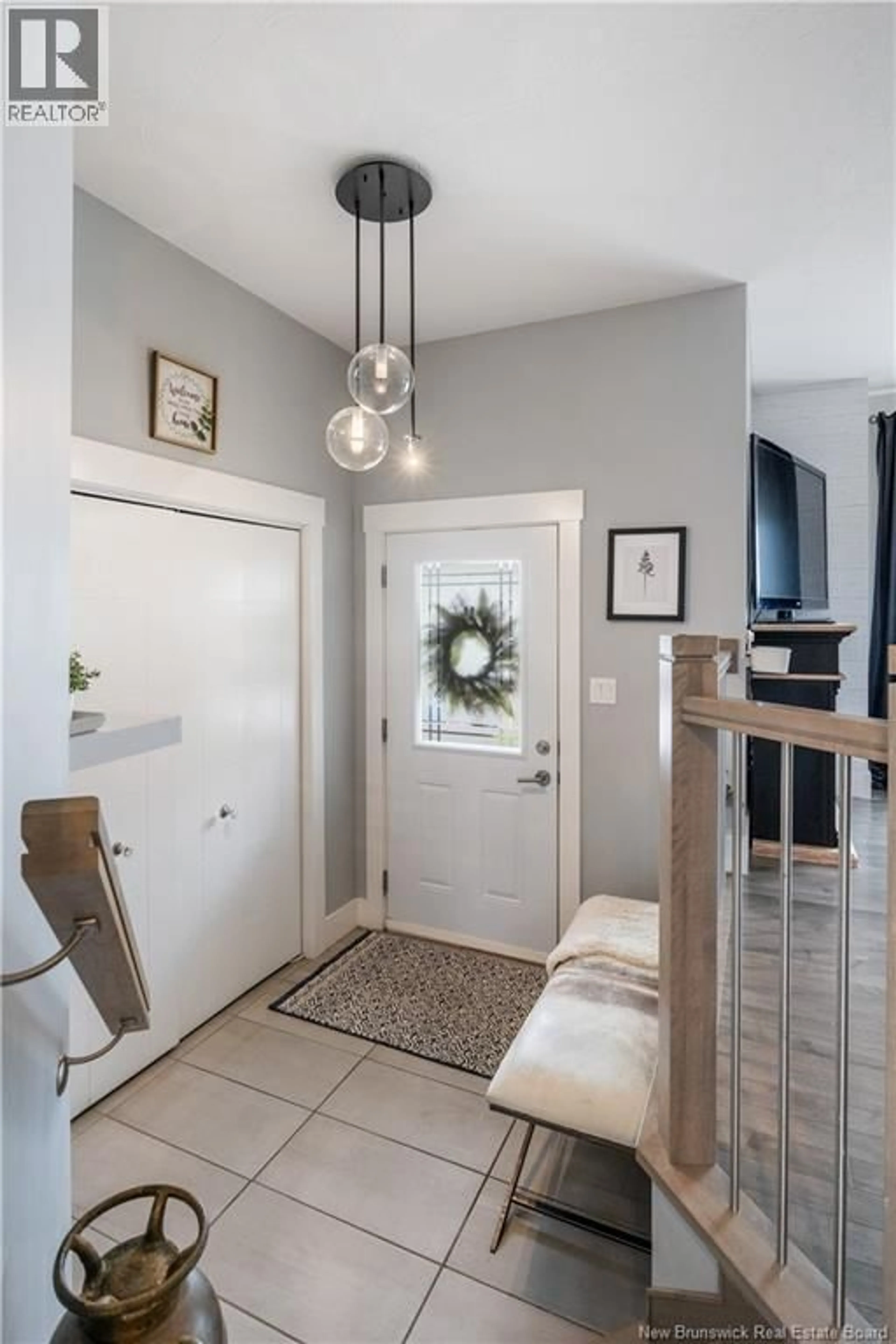 Indoor entryway for 5 BRISTOL CRESCENT, Riverview New Brunswick E1B0S9