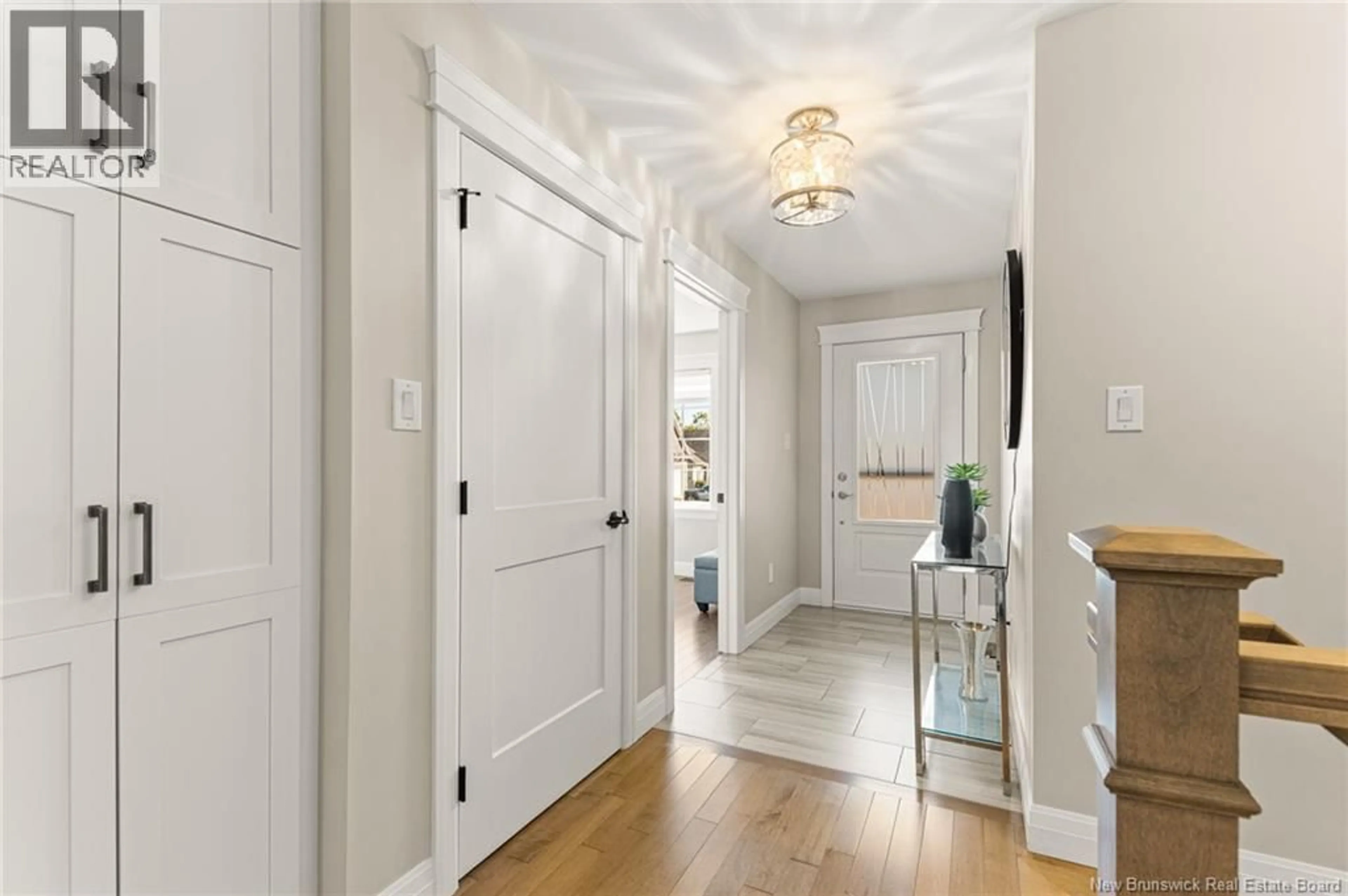 Indoor entryway for 90 DELPECH, Moncton New Brunswick E1G0X4