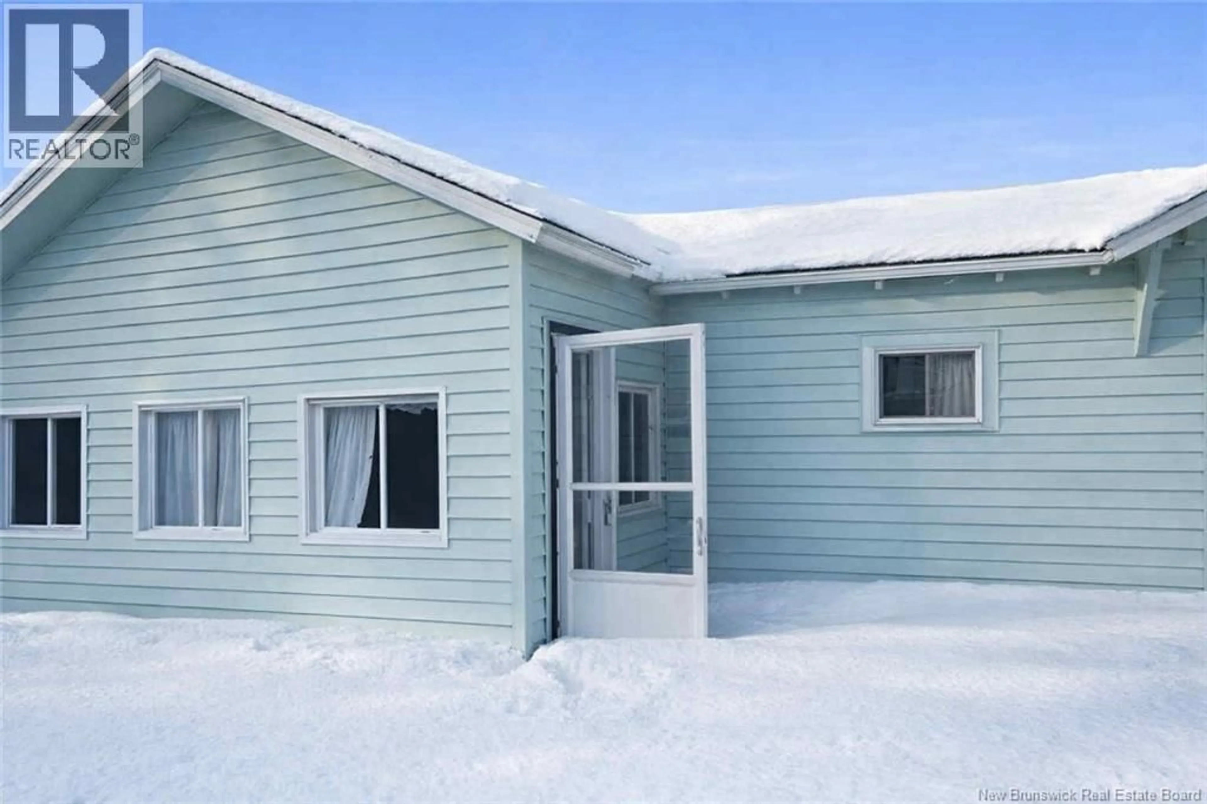 Home with vinyl exterior material, building for 5407 ROUTE 108, Lower Derby New Brunswick E1V5B5