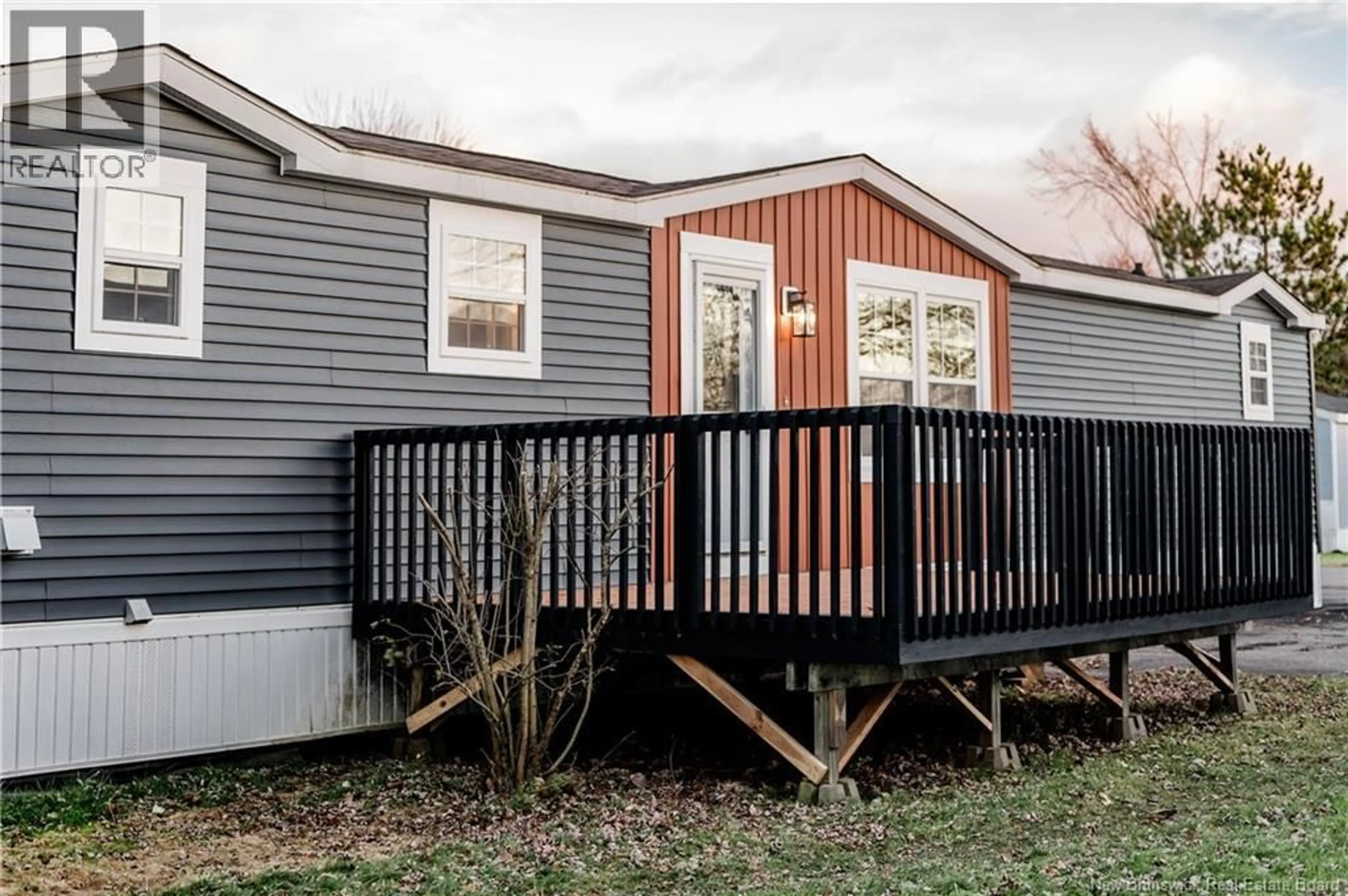 Home with vinyl exterior material, unknown for 25 1ST STREET, Sussex Corner New Brunswick E4E2W1