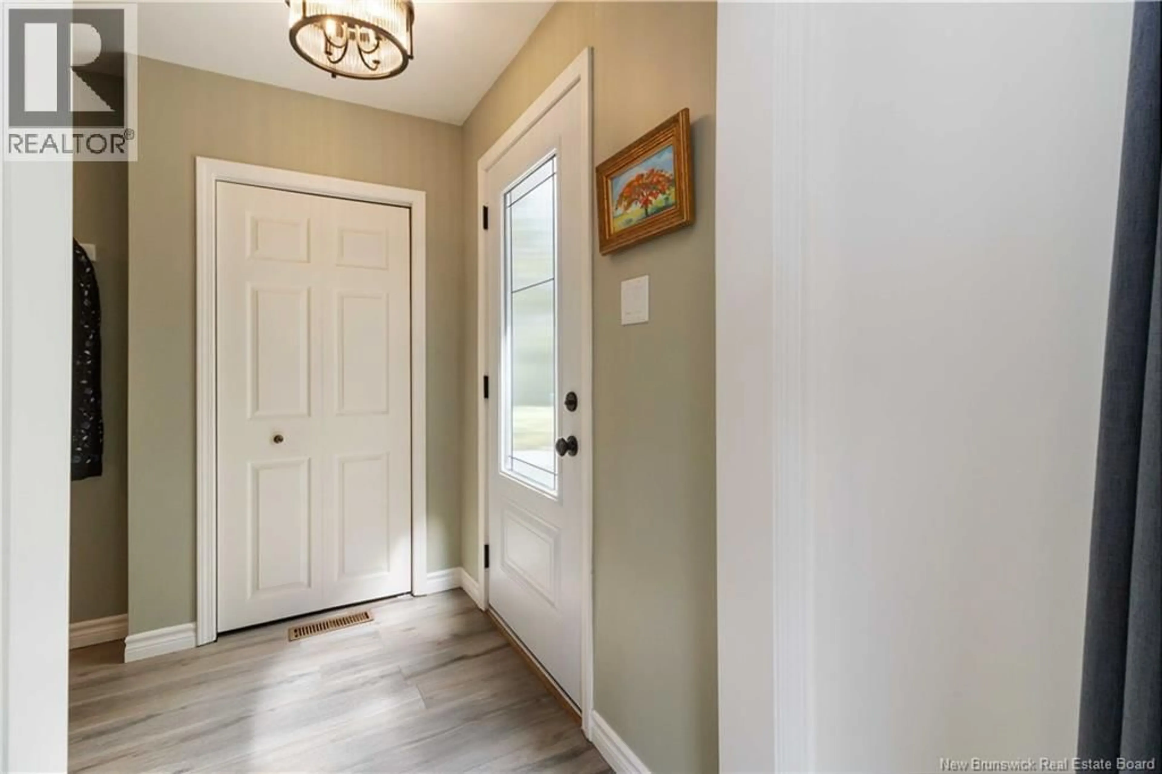 Indoor entryway for 4365 RTE 106, Petitcodiac New Brunswick E4Z3K2