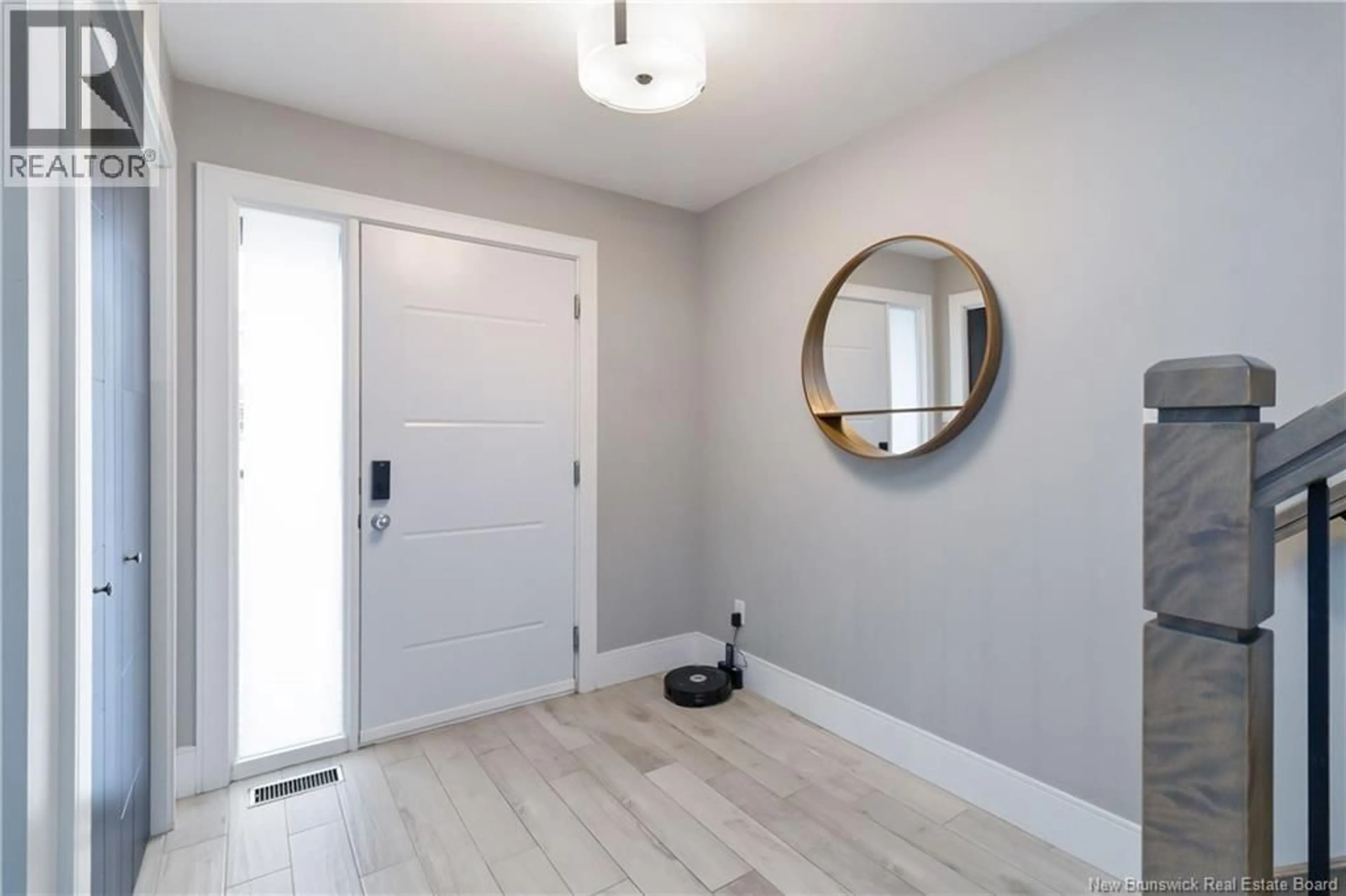 Indoor entryway for 78 FRANCFORT CRESCENT, Moncton New Brunswick E1G0X8