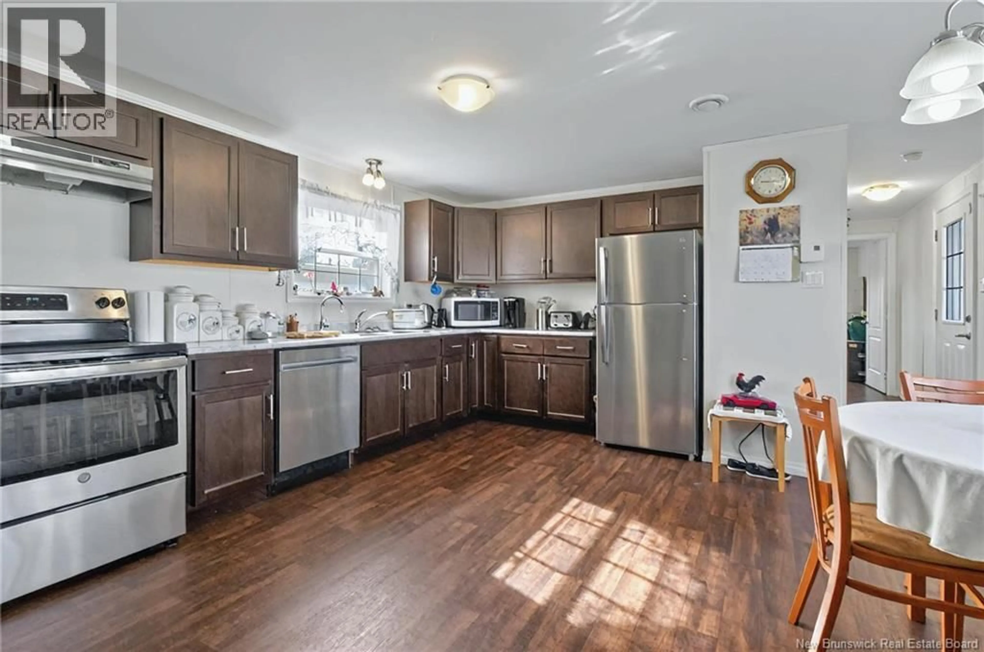 Standard kitchen, unknown for 9 DAFFODIL LANE, Riverview New Brunswick E1B4Z2