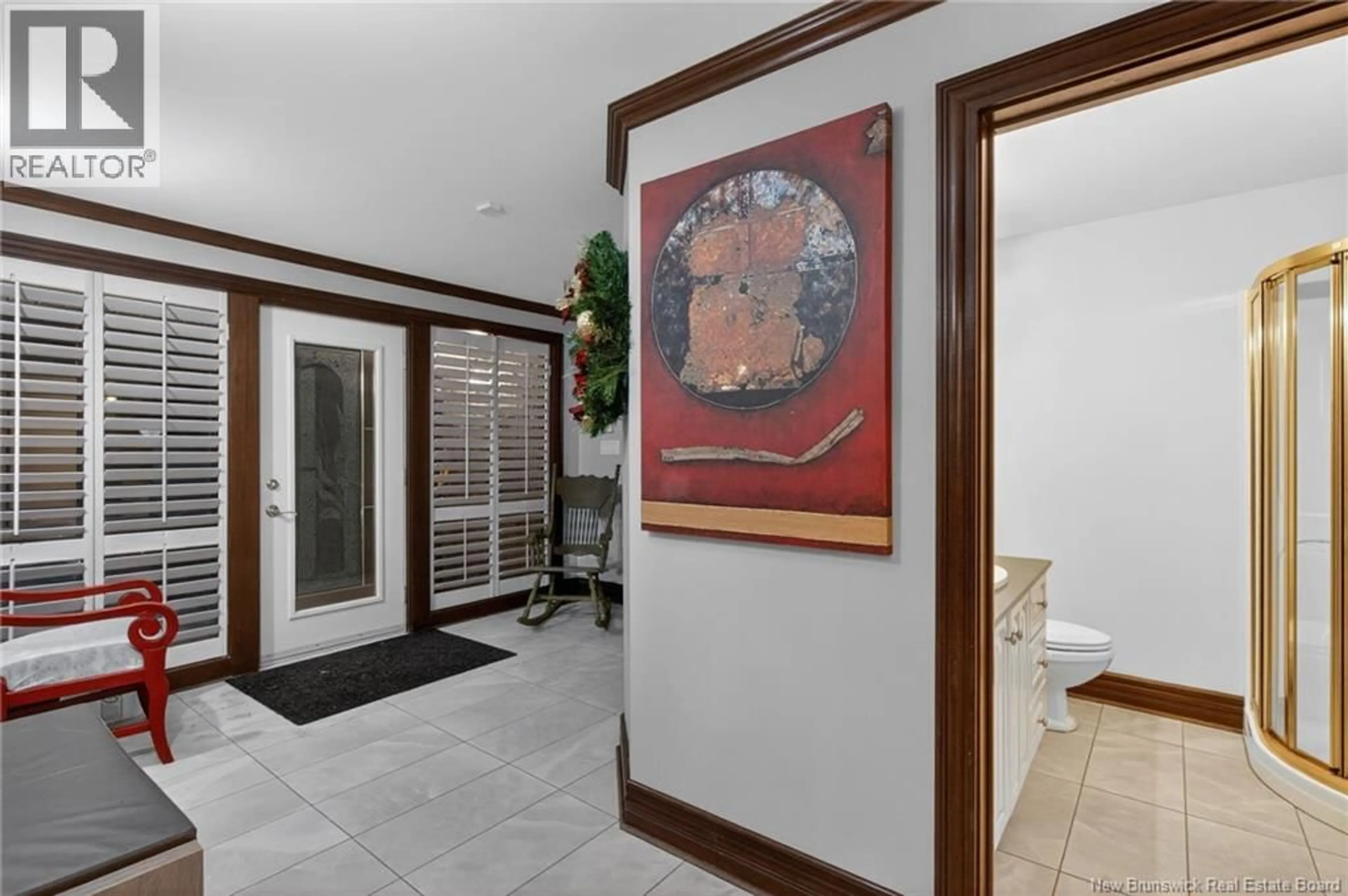 Indoor foyer for 711 SHEDIAC ROAD, Moncton New Brunswick E1A5X8