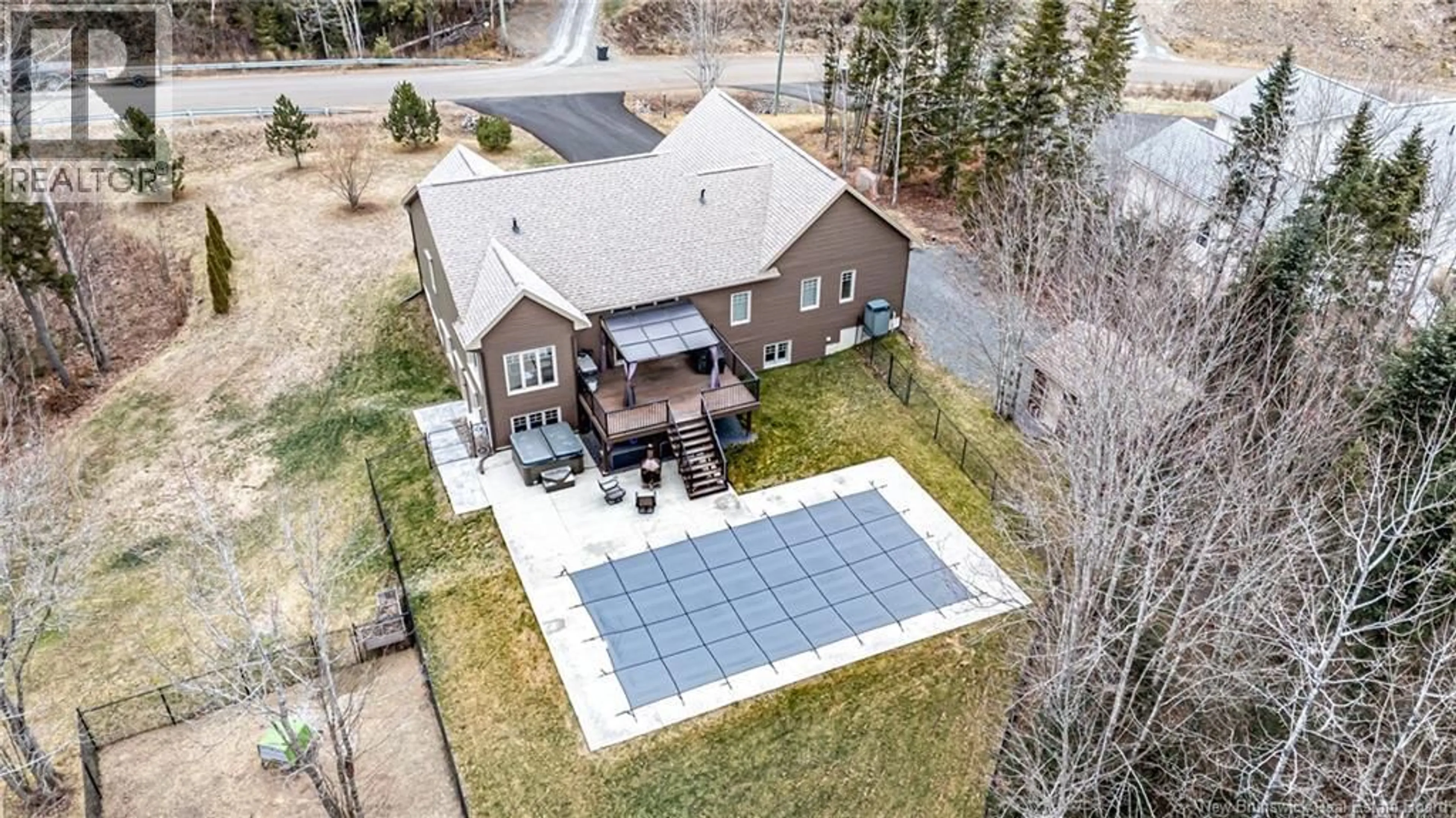 A pic from outside/outdoor area/front of a property/back of a property/a pic from drone, street for 17 HANNAH CRESCENT, Killarney Road New Brunswick E3A0H4