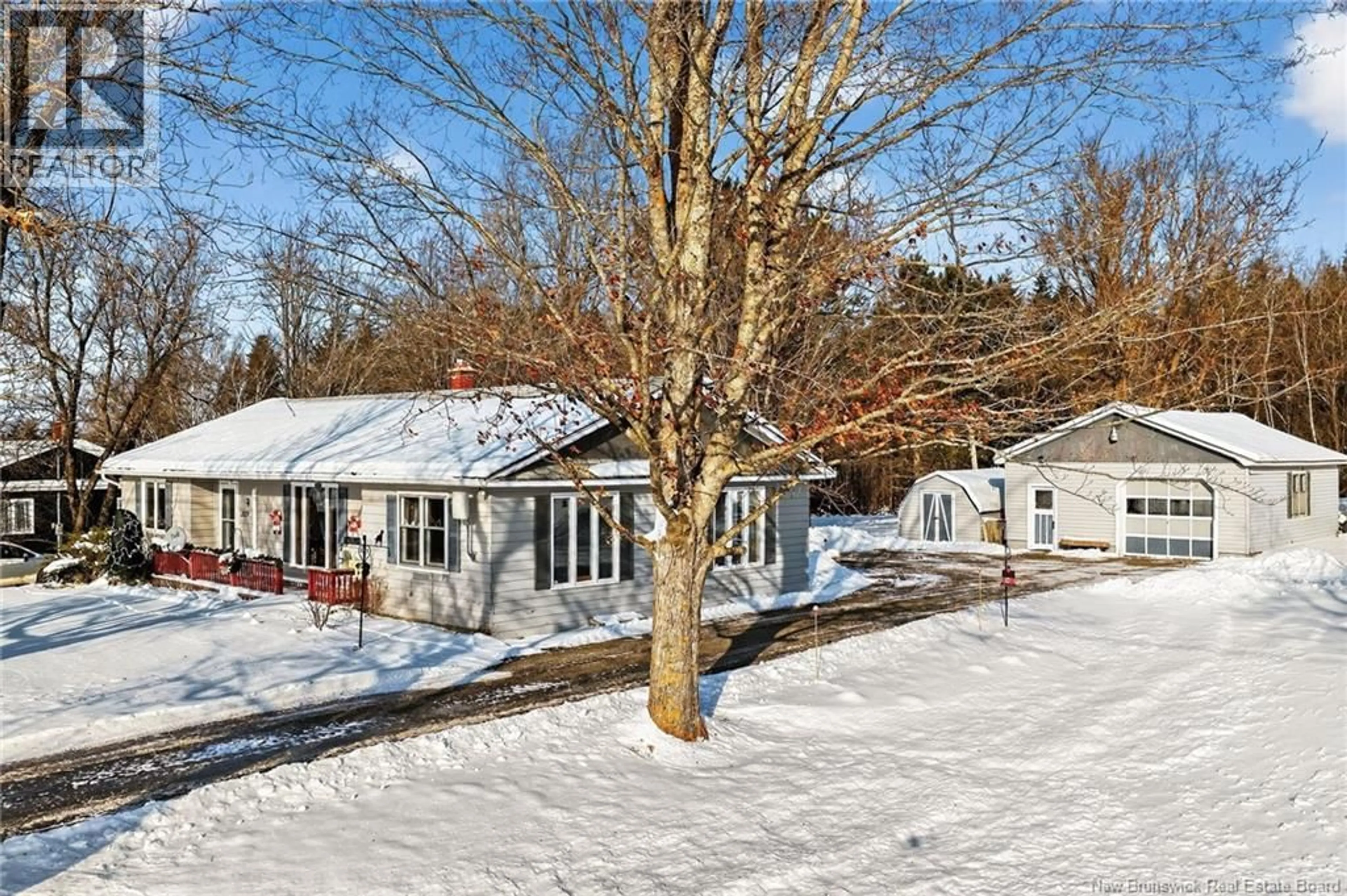 A pic from outside/outdoor area/front of a property/back of a property/a pic from drone, street for 2029 ROUTE 885, Havelock New Brunswick E4Z5M9