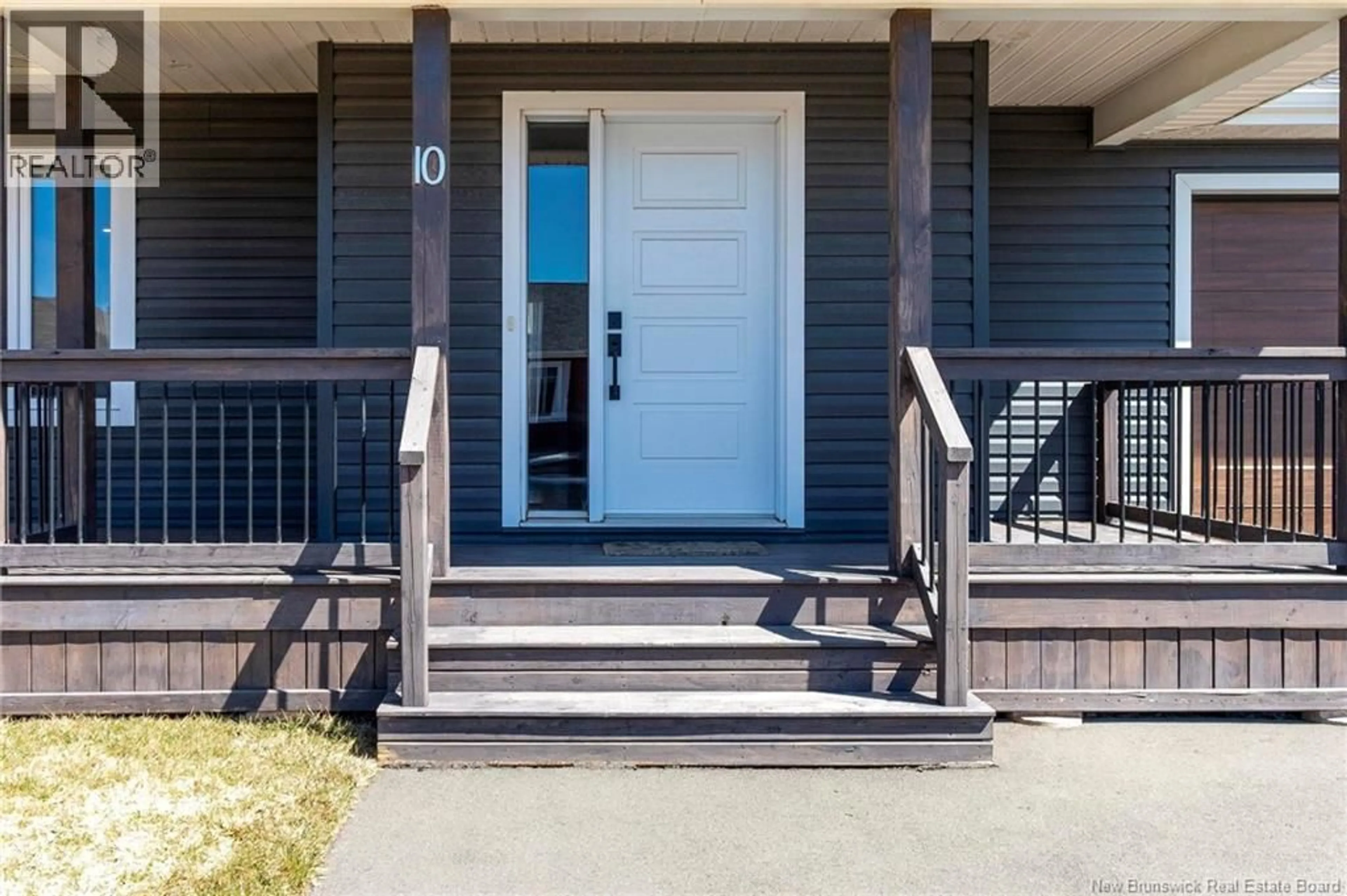 Home with vinyl exterior material, street for 10 IRENE STREET, Shediac New Brunswick E4P0S4