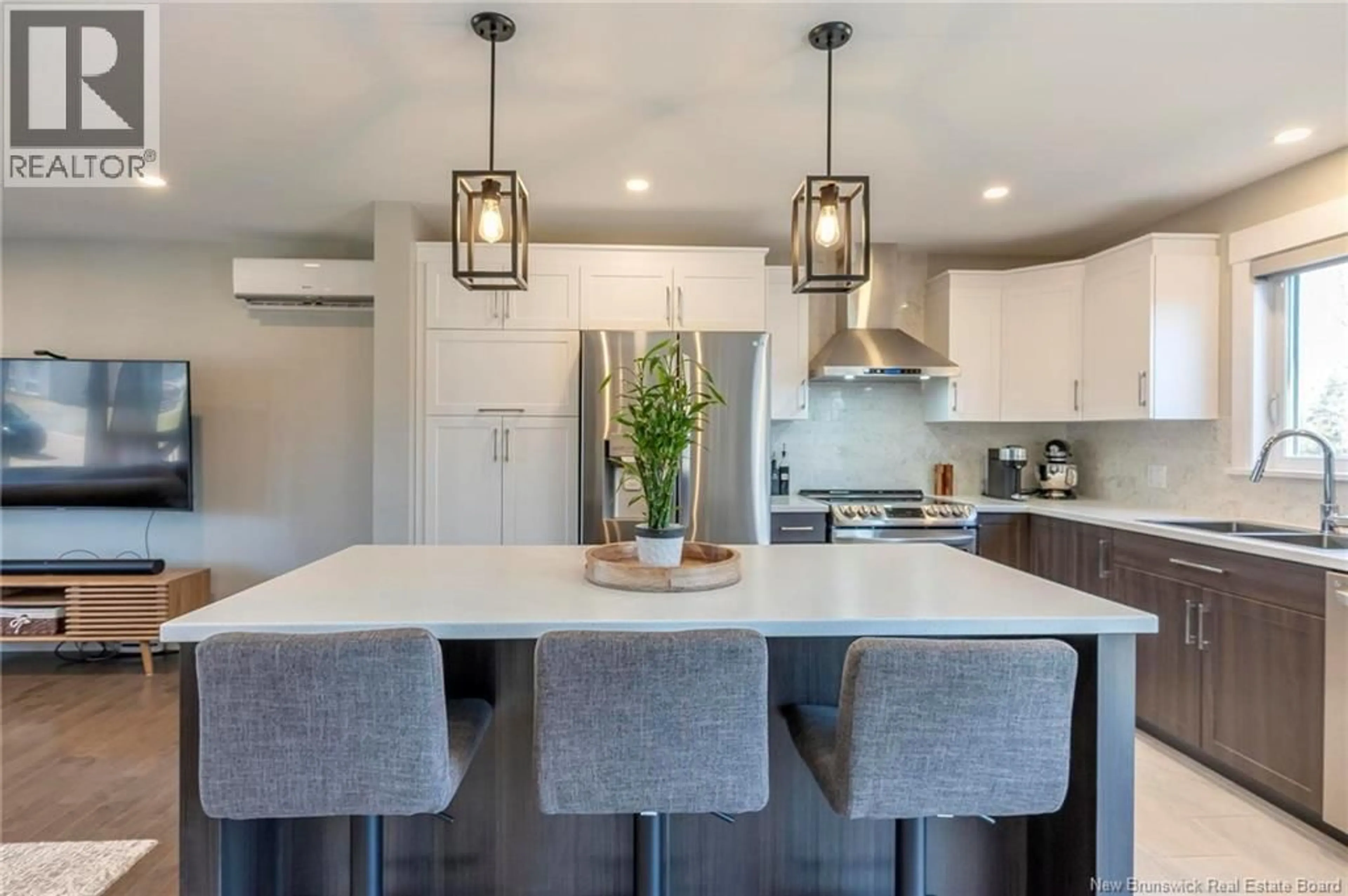 Open concept kitchen, unknown for 10 IRENE STREET, Shediac New Brunswick E4P0S4