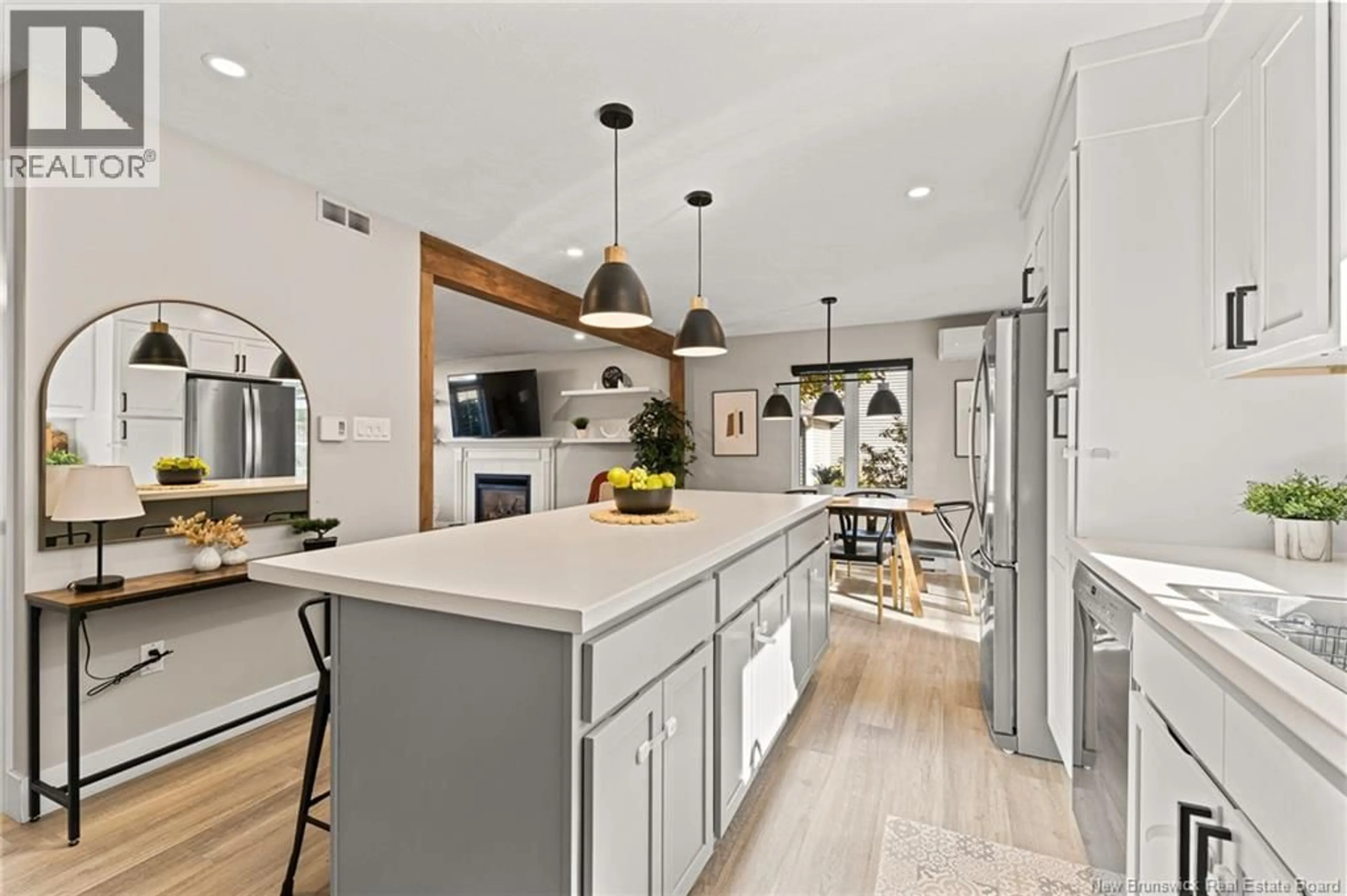 Open concept kitchen, ceramic/tile floor for 628 CLARENCE CORMIER STREET, Dieppe New Brunswick E1A7T3