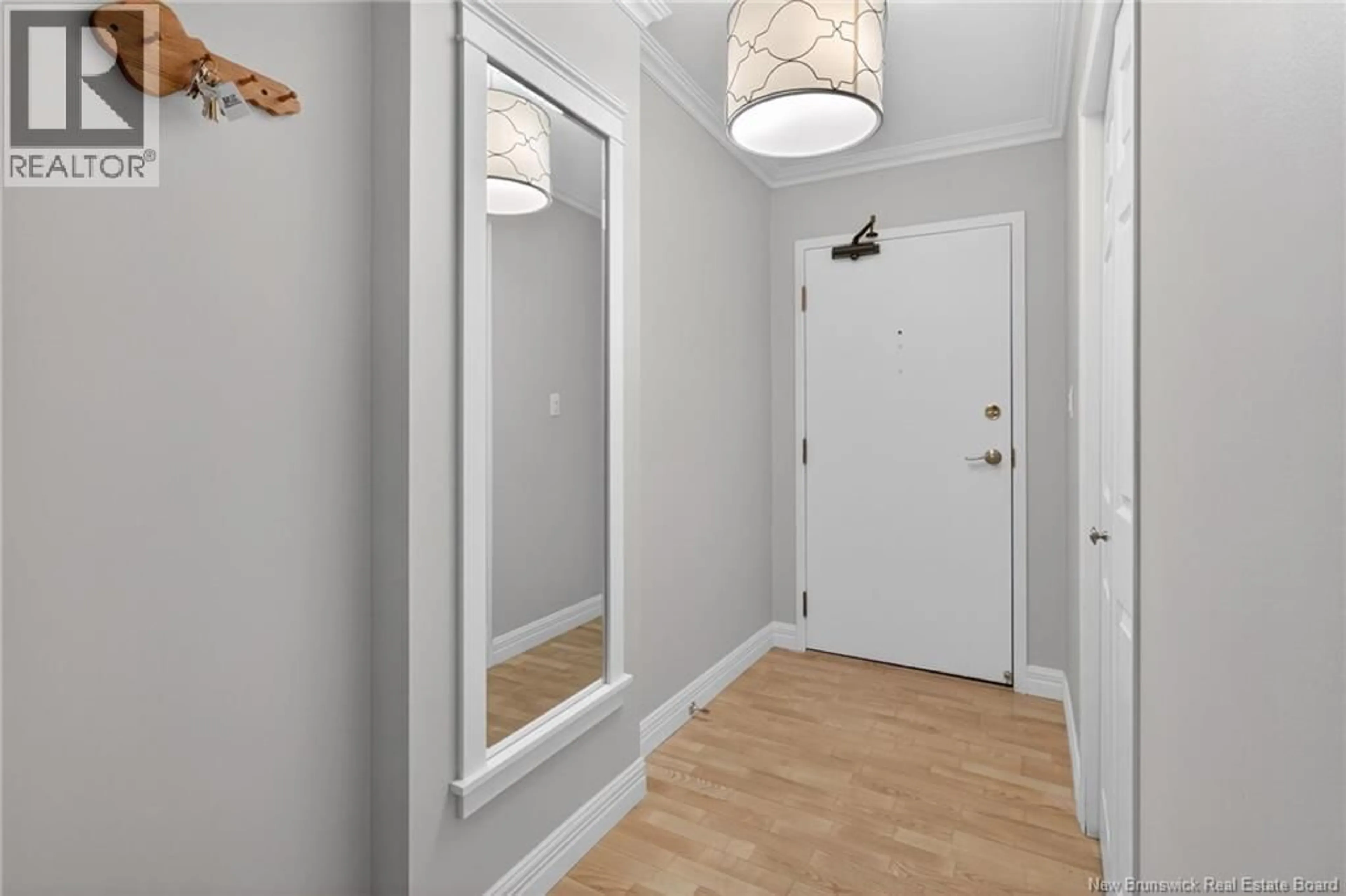 Indoor entryway for 206 - 191 QUEEN STREET, Moncton New Brunswick E1C1L3