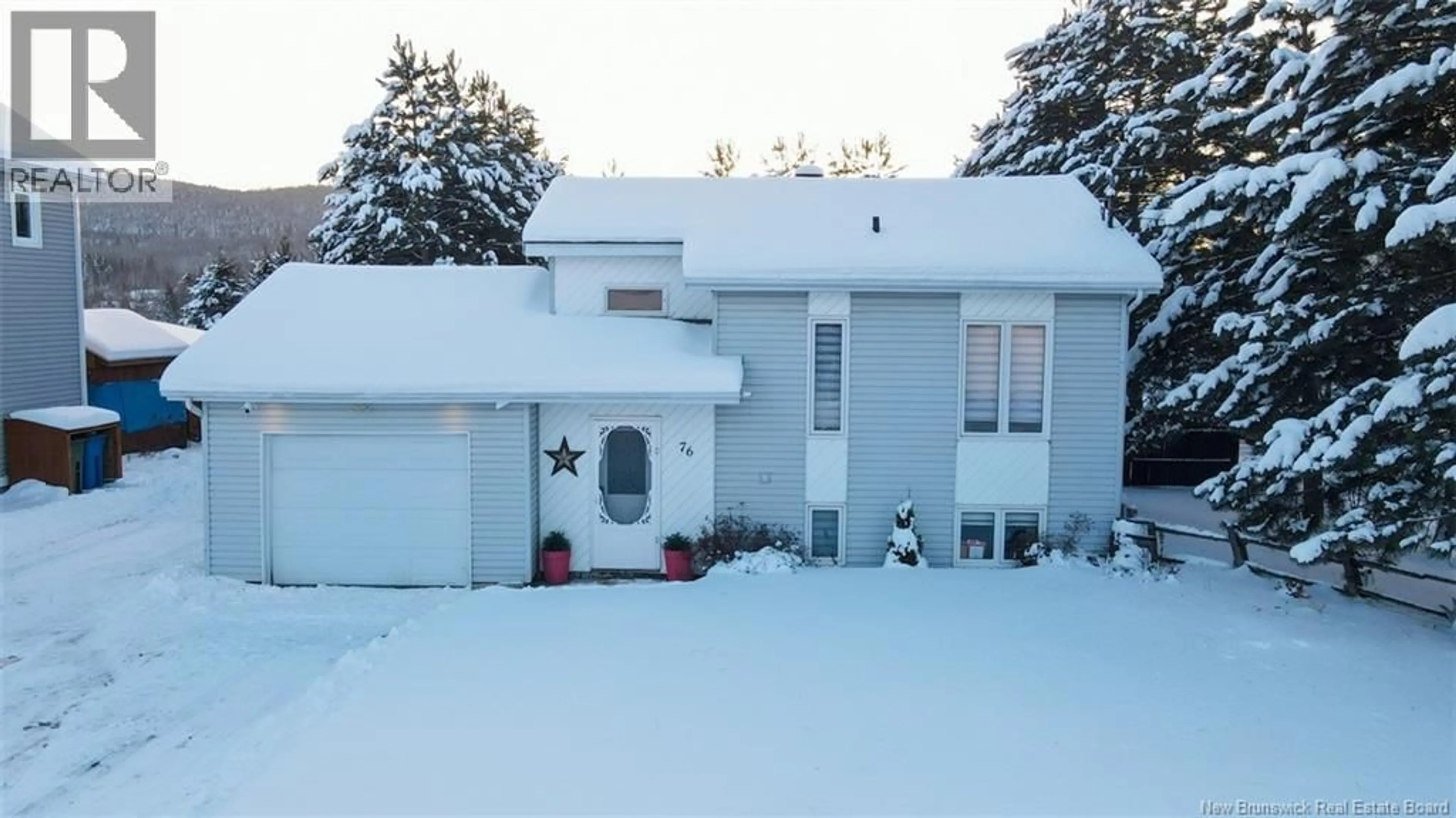 Home with vinyl exterior material, street for 76 AQUEDUC STREET, Saint-Jacques New Brunswick E7B1R2