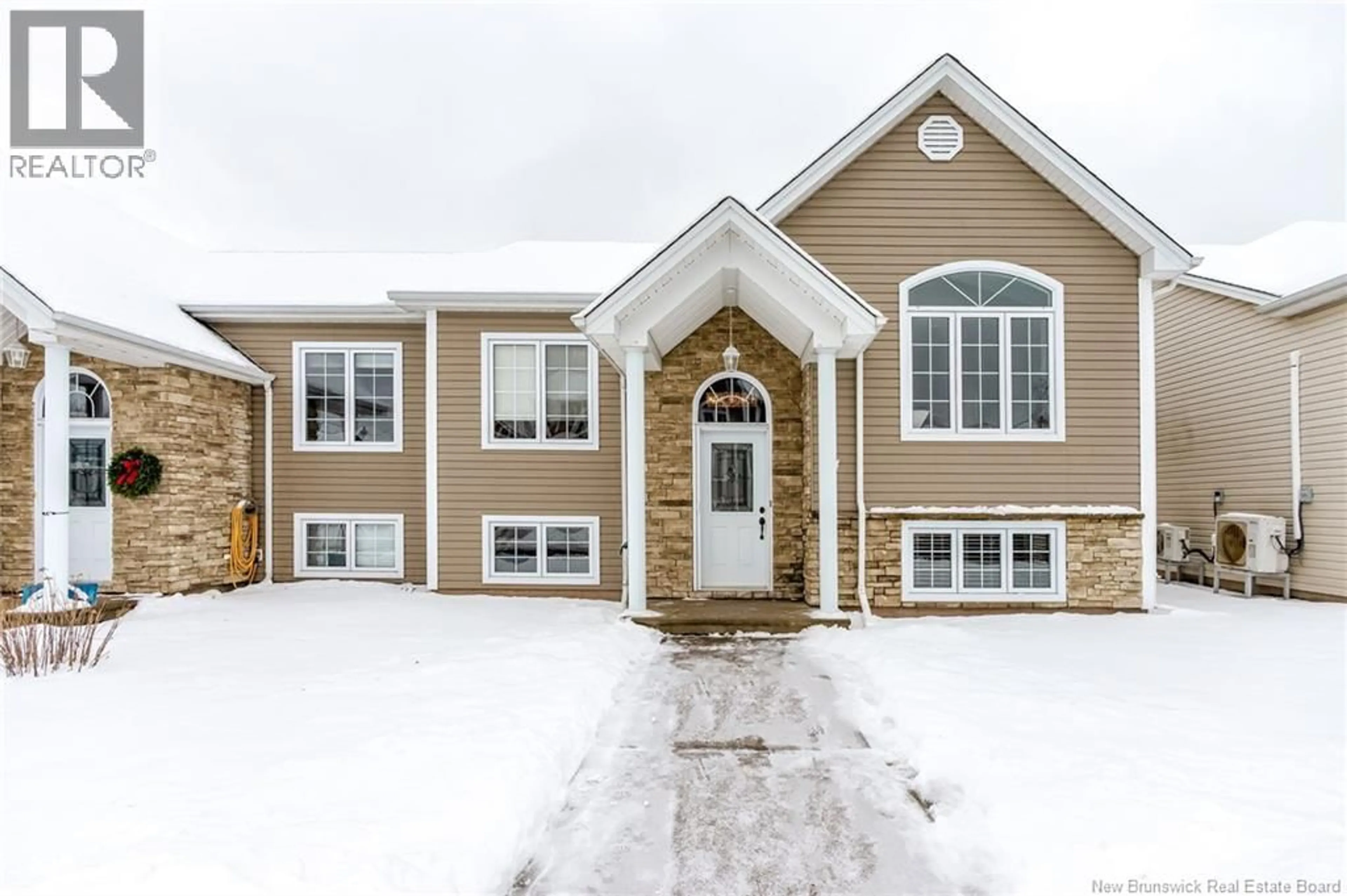 Home with vinyl exterior material, street for 54 CROASDALE STREET, Moncton New Brunswick E1E0A8