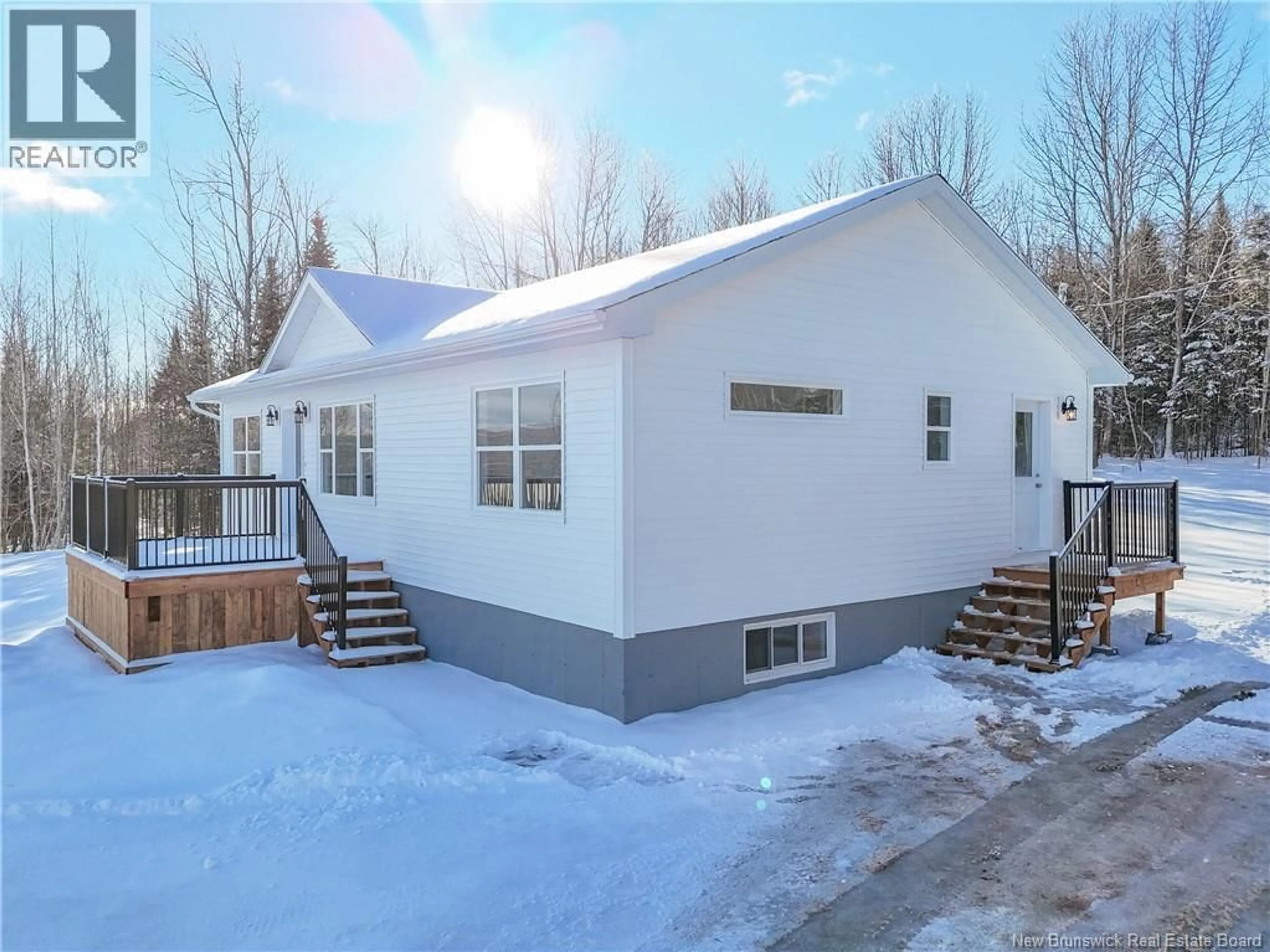 Home with vinyl exterior material, street for 11 CLEARVIEW COURT, Nackawic New Brunswick E6G0B6