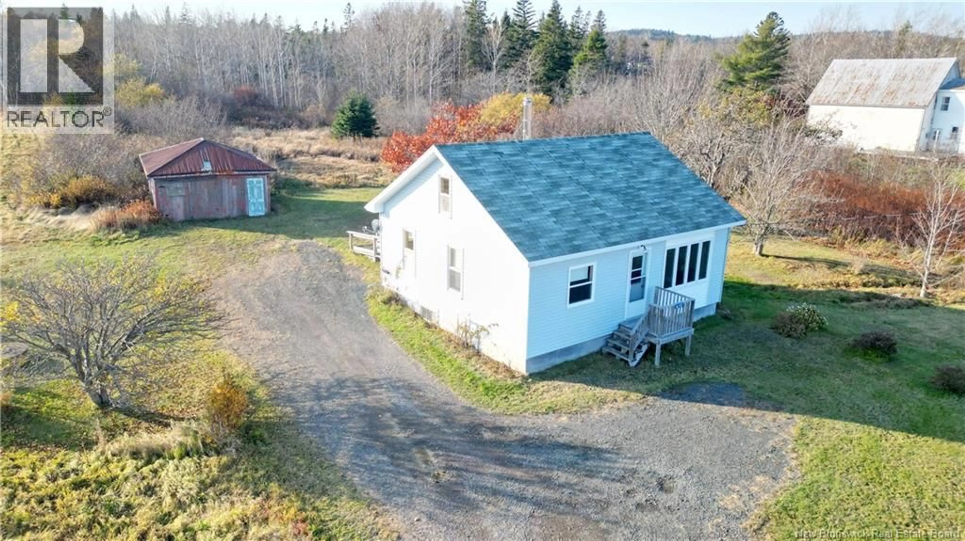 A pic from outside/outdoor area/front of a property/back of a property/a pic from drone, building for 610 ROUTE 776, Grand Manan New Brunswick E5G3C1