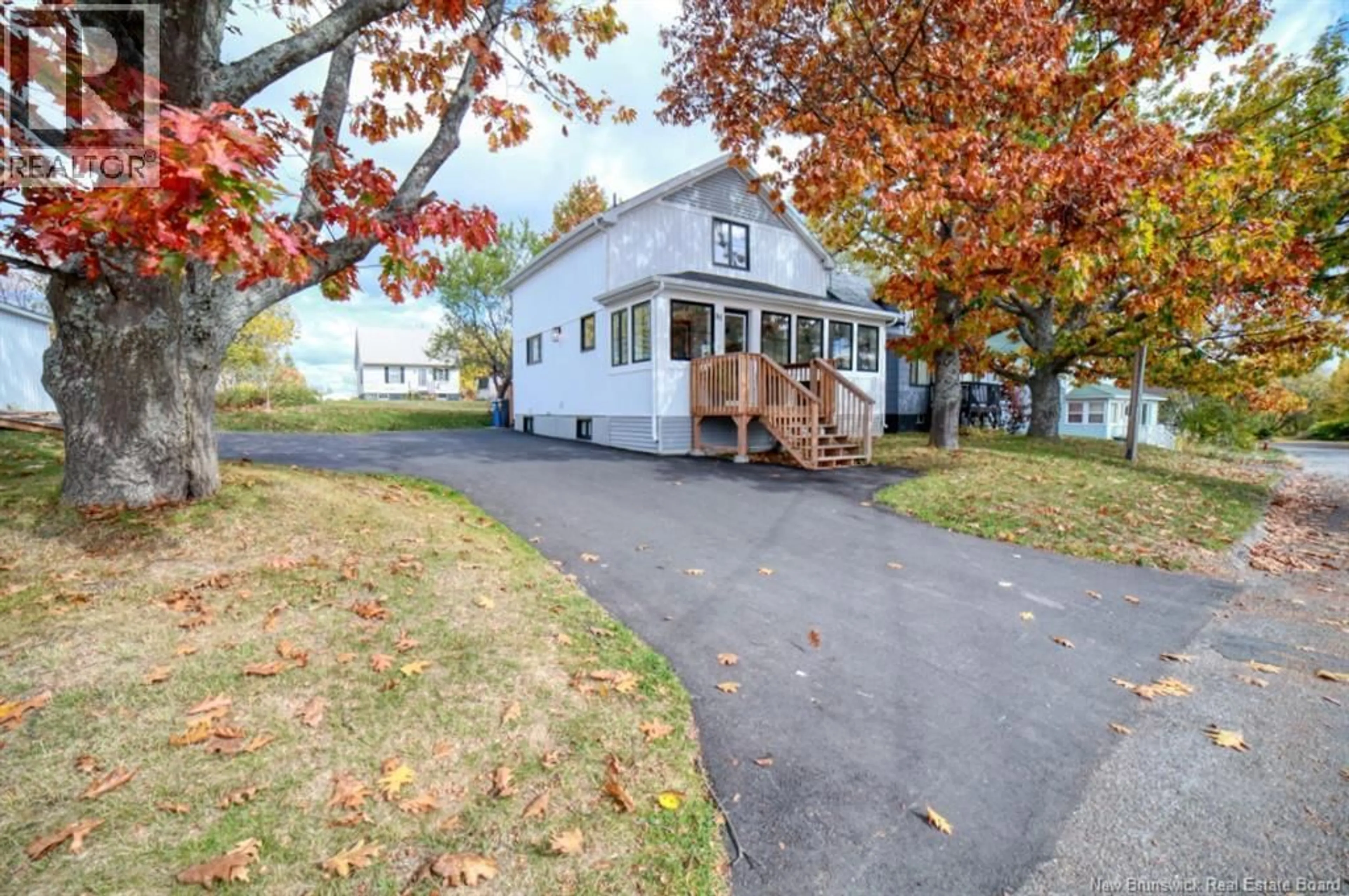 Unknown for 89 YOUNG STREET, Bathurst New Brunswick E2A1K7