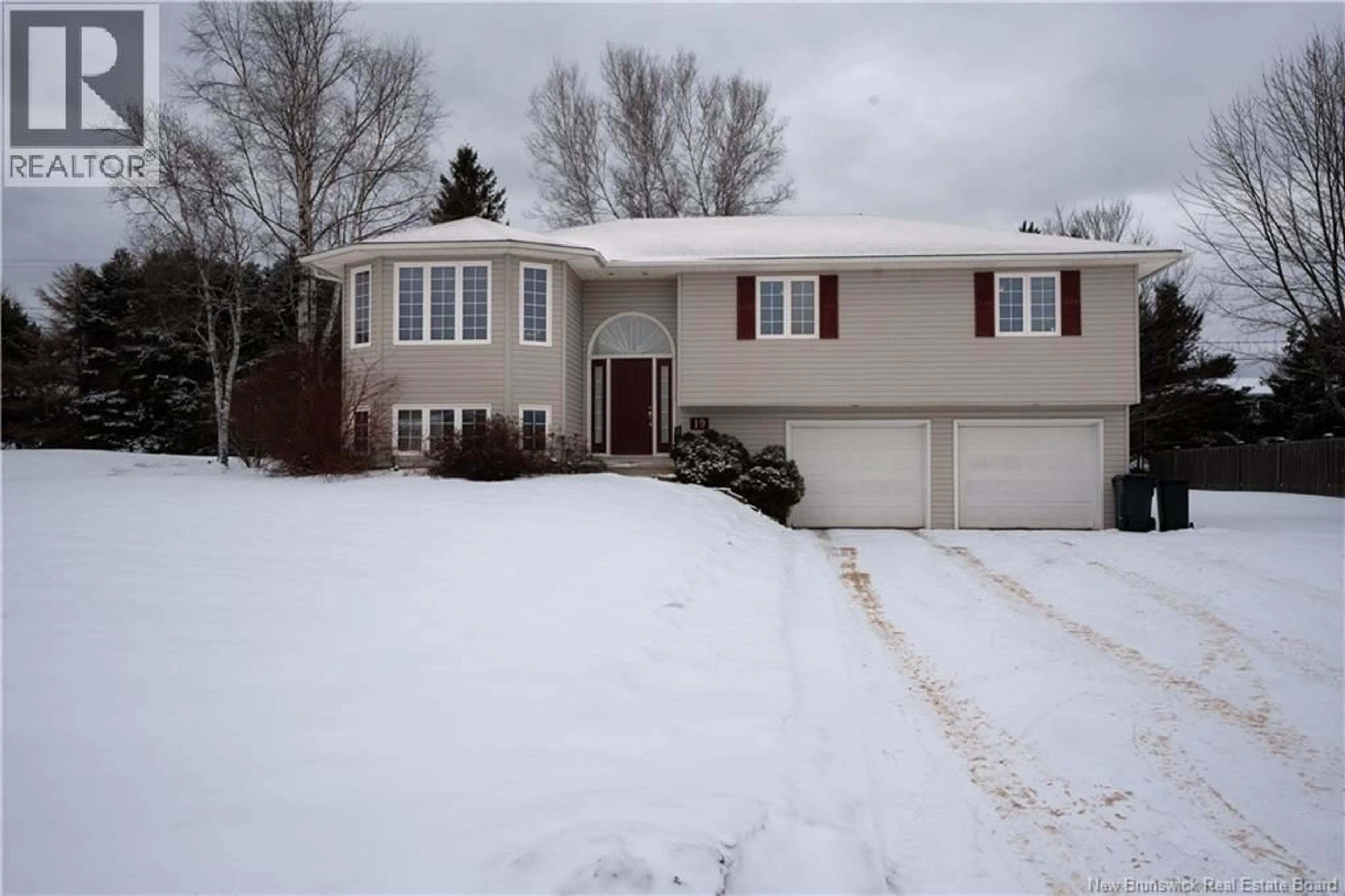 Home with vinyl exterior material, street for 19 LODDINGTON STREET, New Maryland New Brunswick E3C1M3