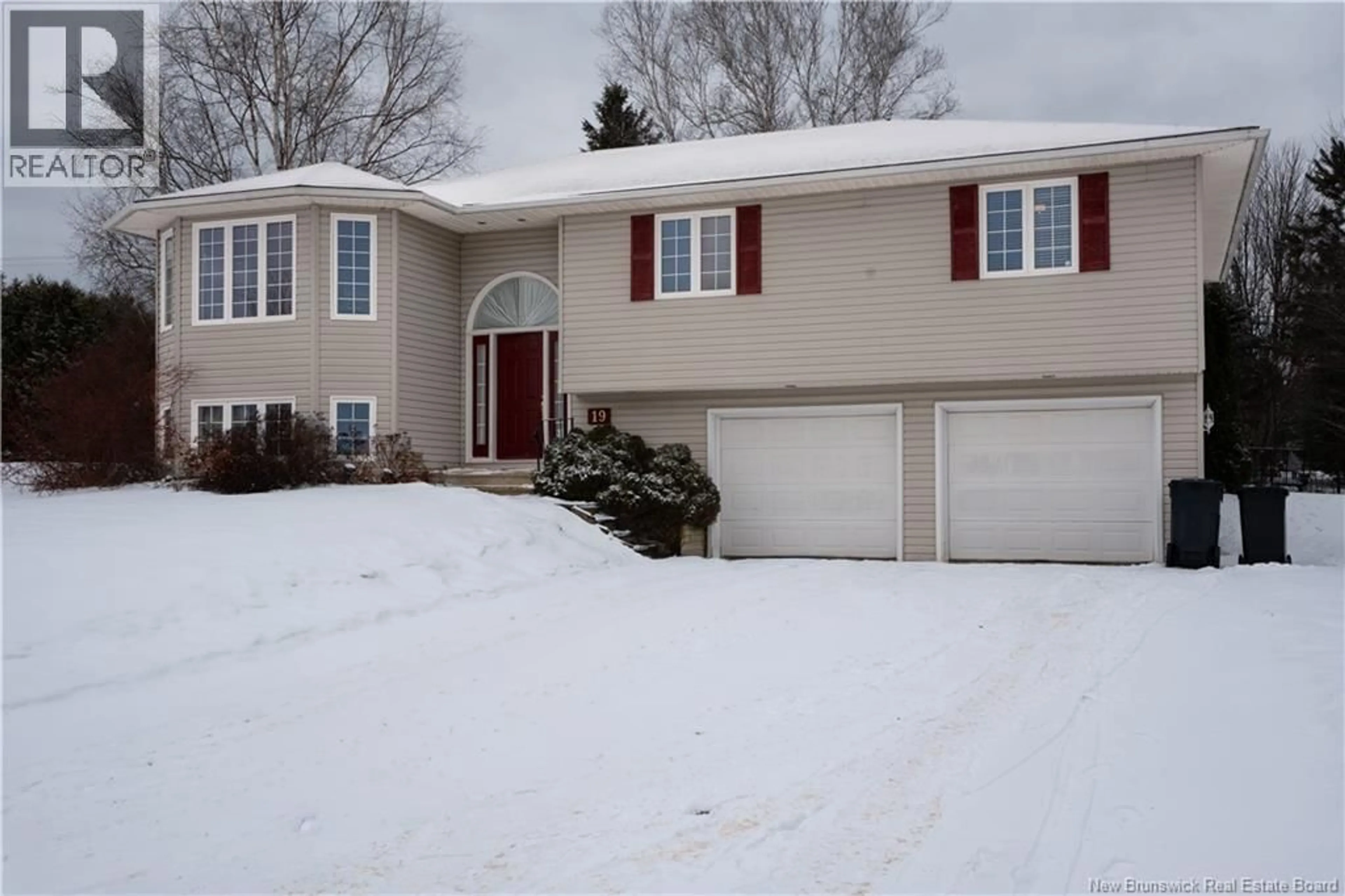 Home with vinyl exterior material, street for 19 LODDINGTON STREET, New Maryland New Brunswick E3C1M3