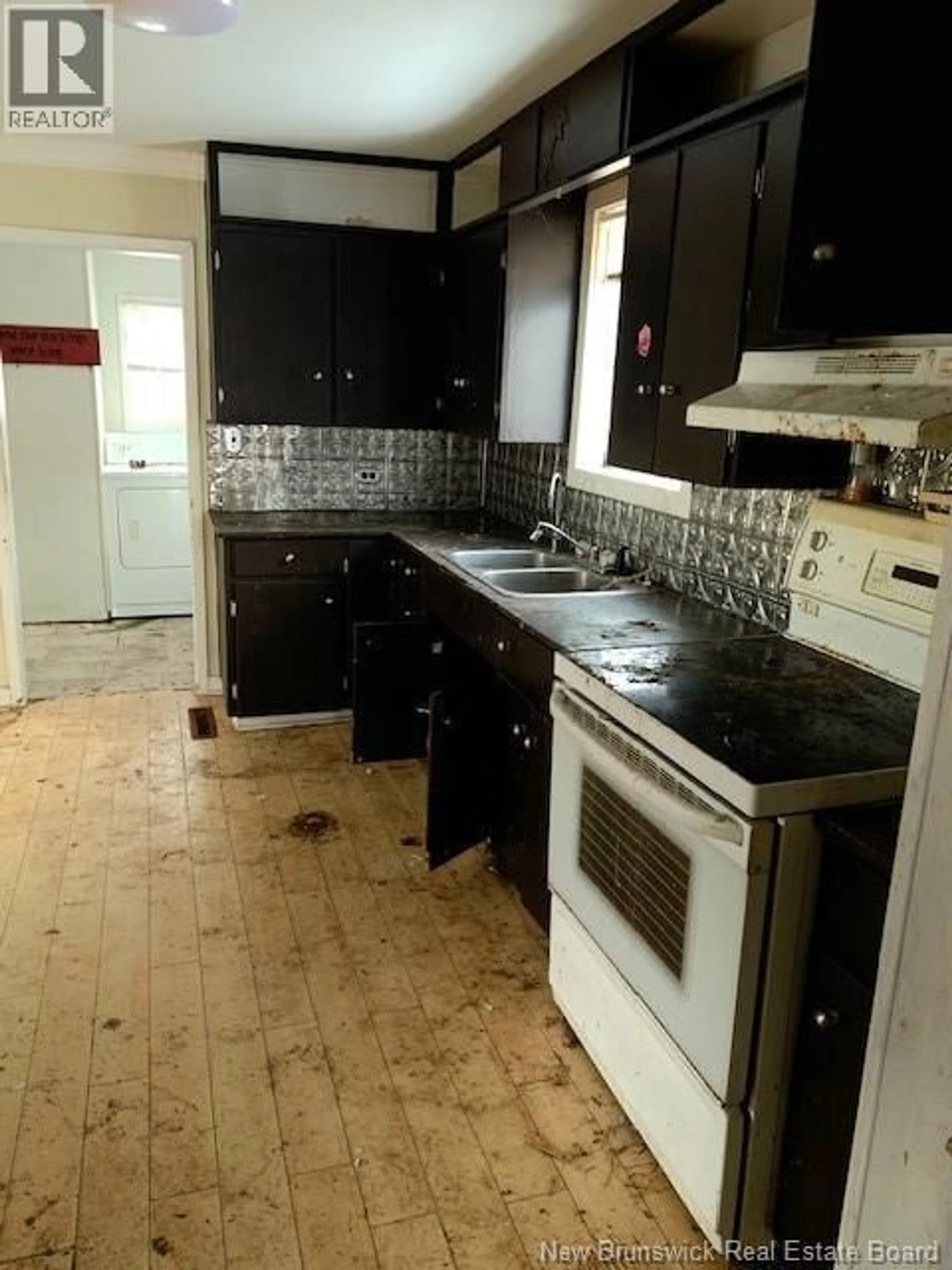 Standard kitchen, unknown for 10 KIRK STREET, Sackville New Brunswick E4L2K7