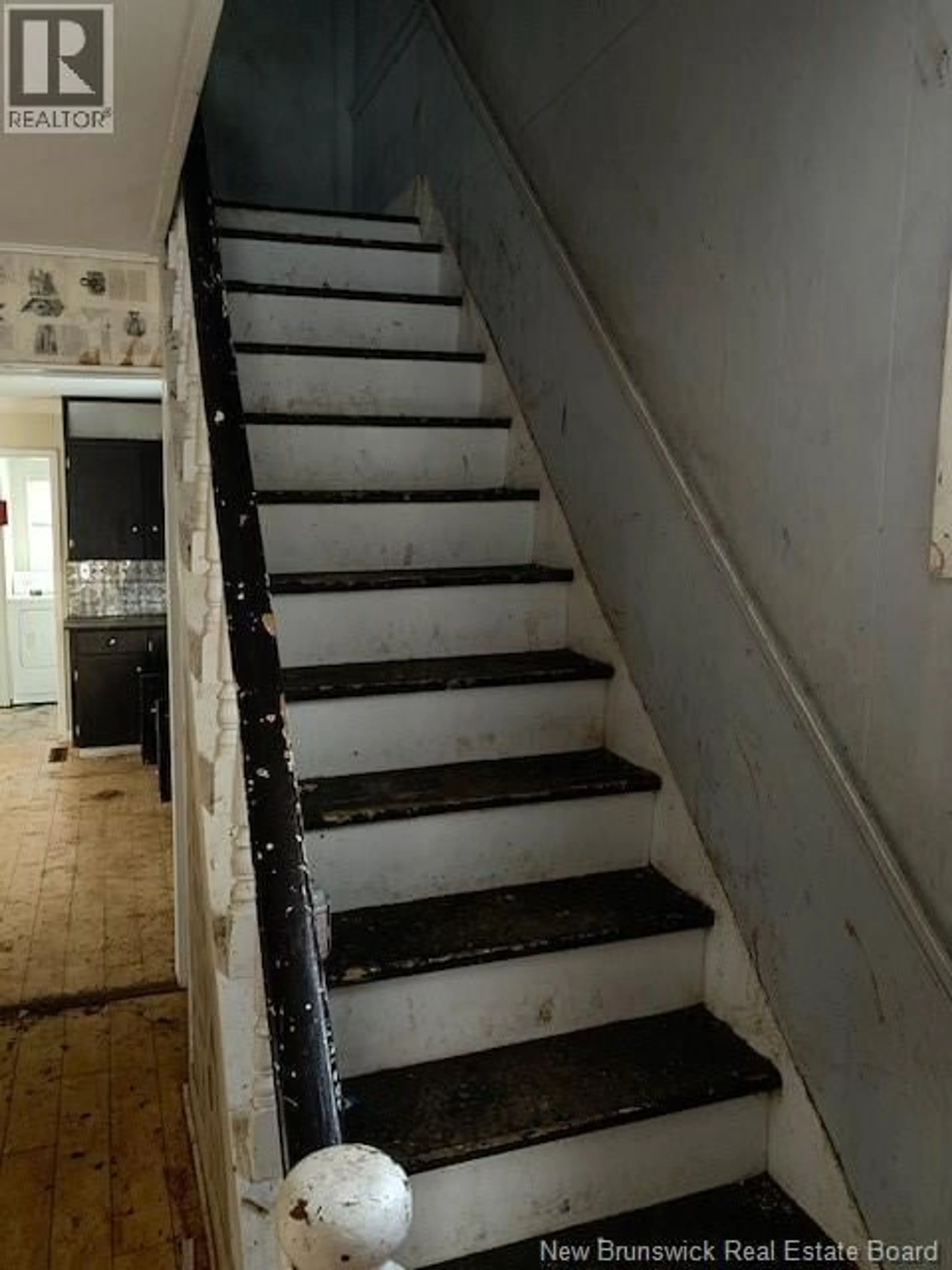 Stairs for 10 KIRK STREET, Sackville New Brunswick E4L2K7