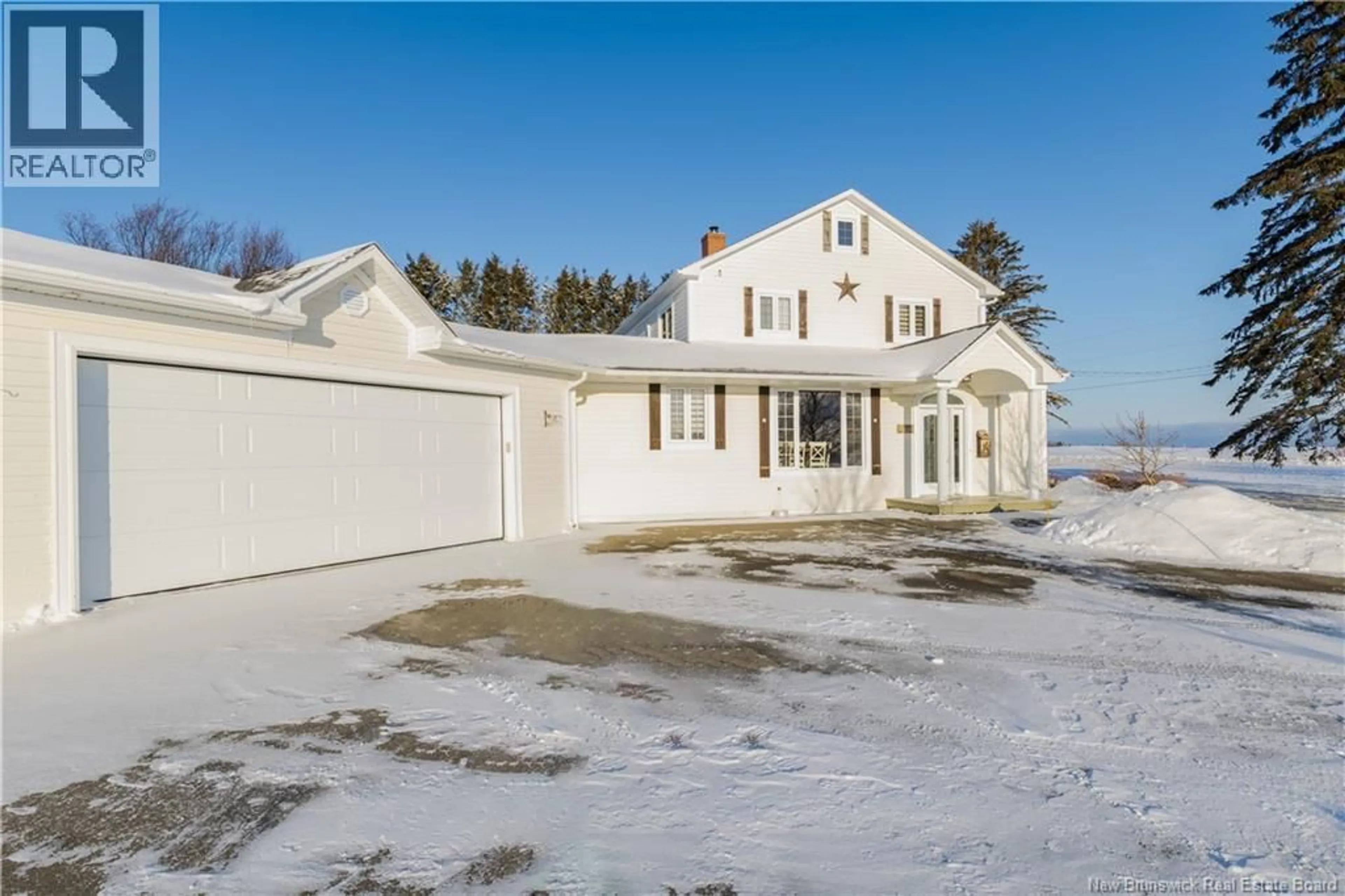 A pic from outside/outdoor area/front of a property/back of a property/a pic from drone, street for 385 DESJARDINS ROAD, DSL de Drummond/DSL of Drummond New Brunswick E3Y1T9