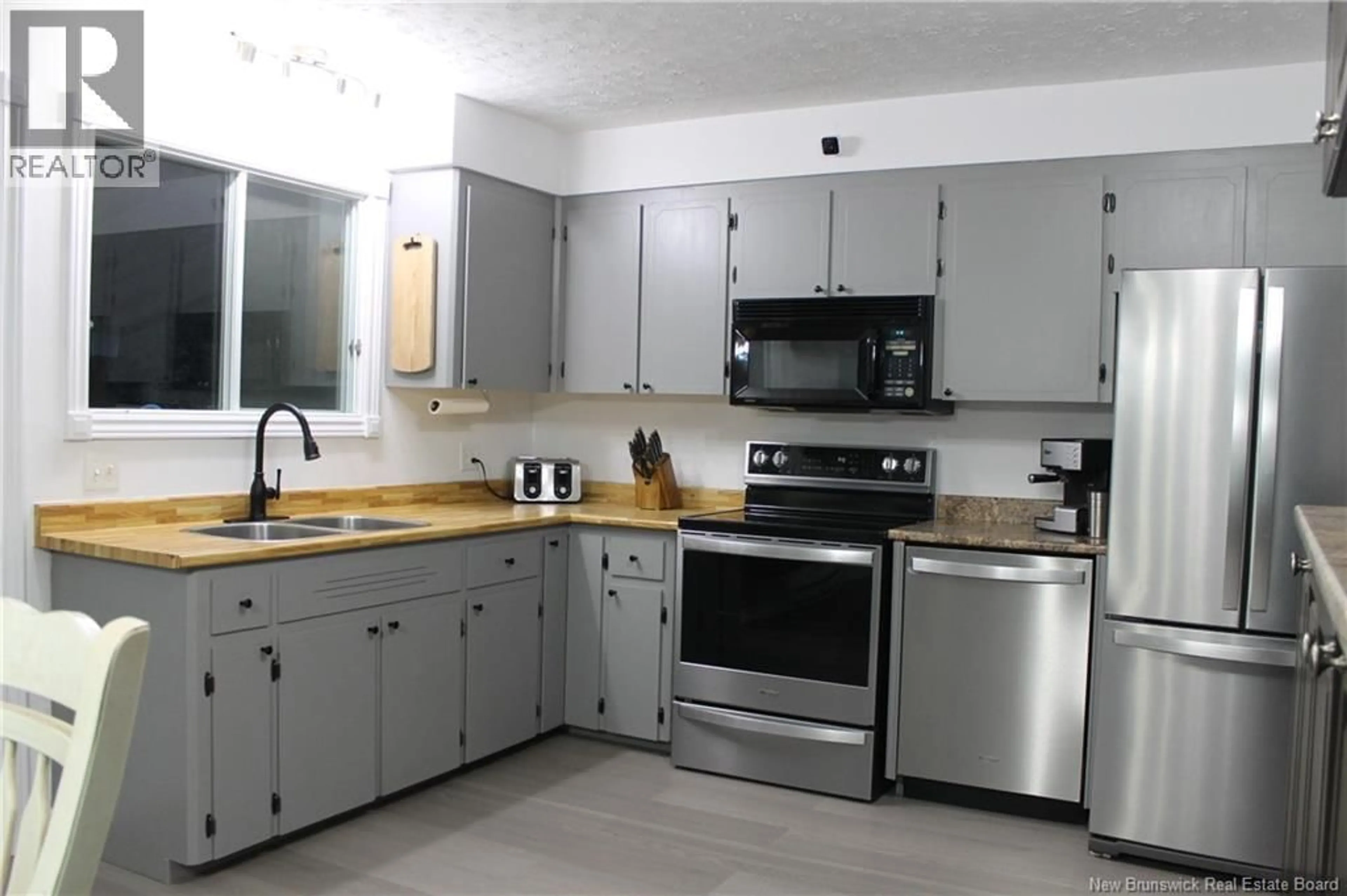 Standard kitchen, unknown for 143 KINGSTON AVENUE, New Maryland New Brunswick E3C1G6