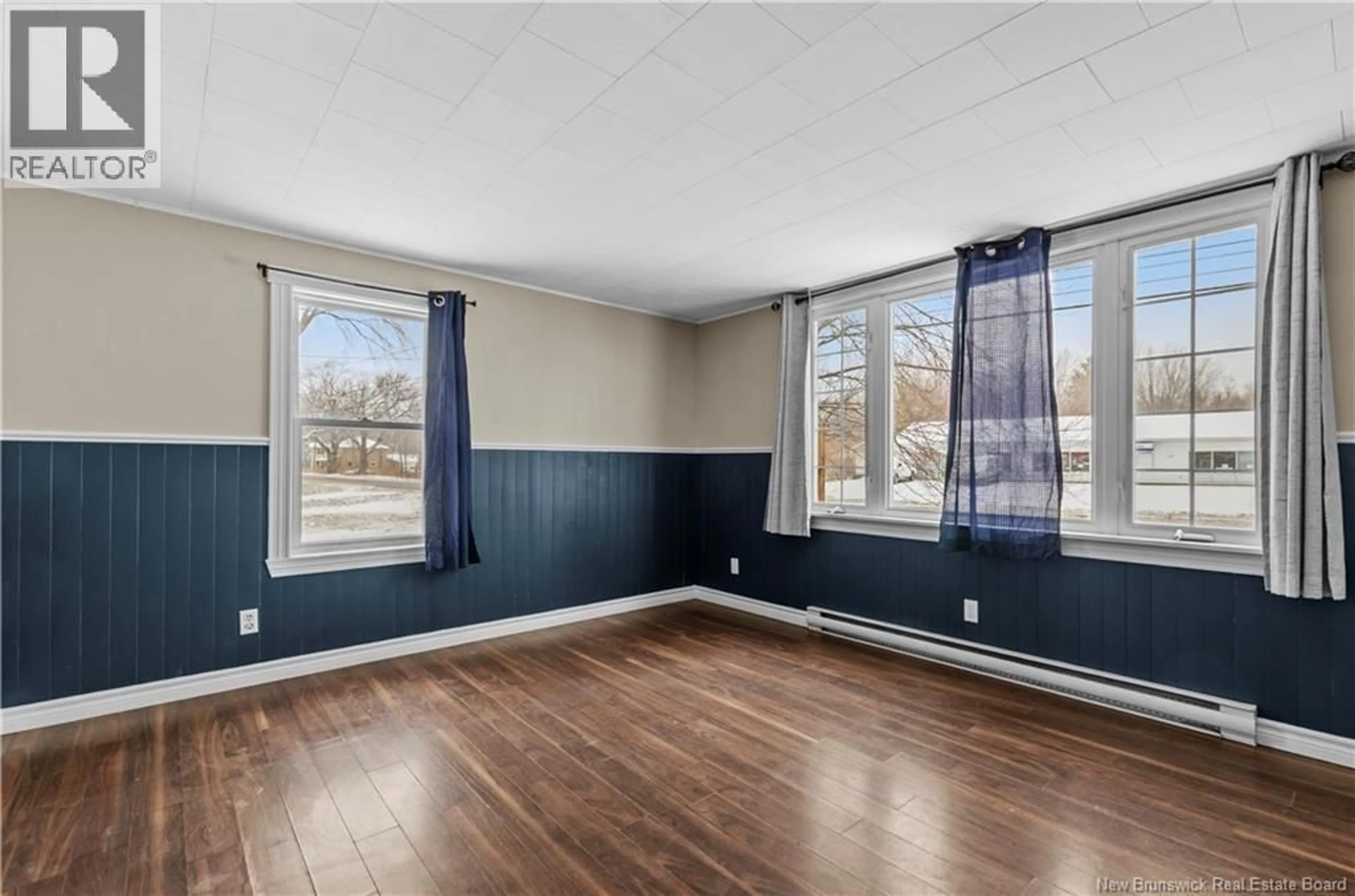 A pic of a room for 124 RIVERSIDE DRIVE, Fredericton New Brunswick E3A3Y1