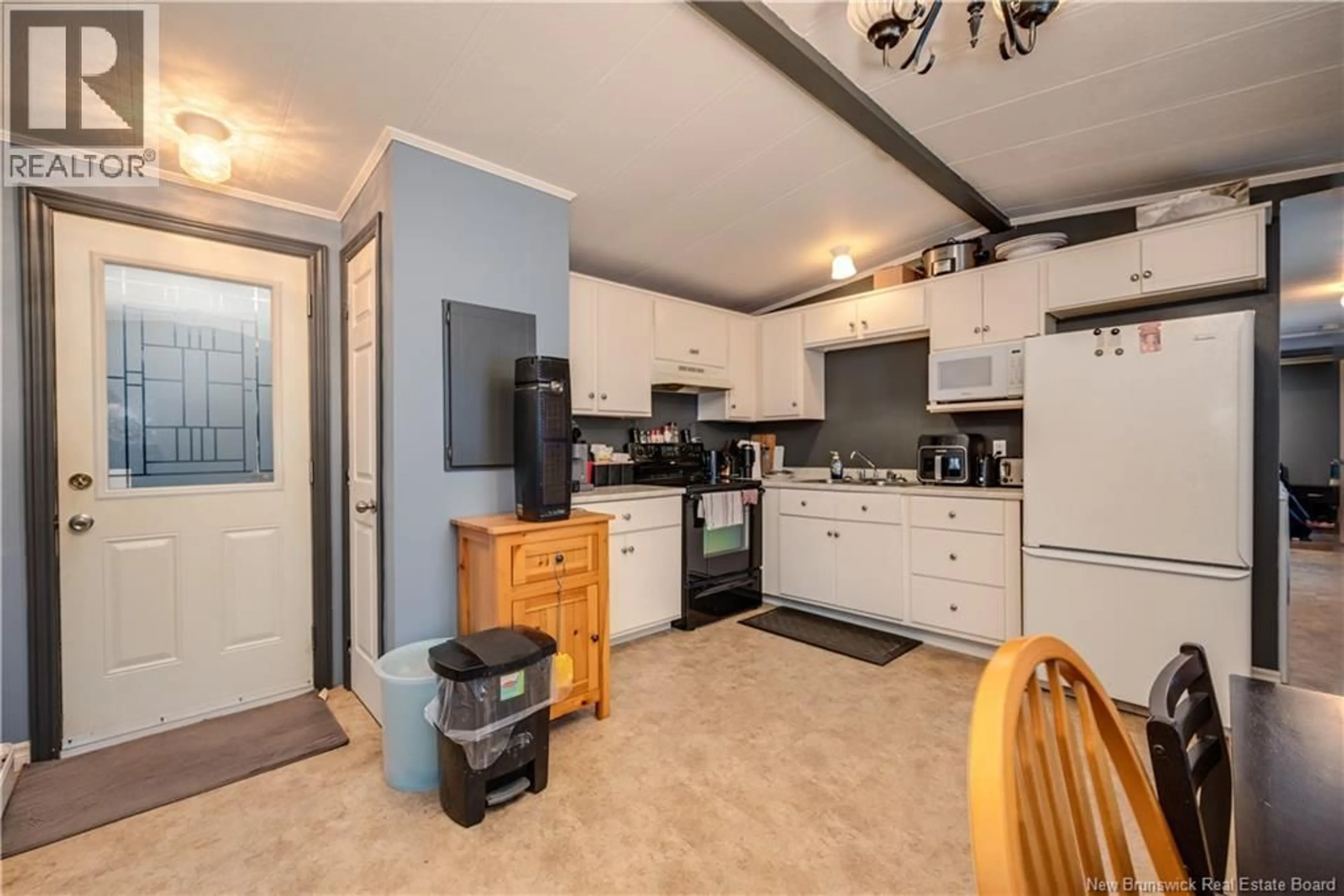 Standard kitchen, ceramic/tile floor for 859 SANATORIUM ROAD, The Glades New Brunswick E4J1W8