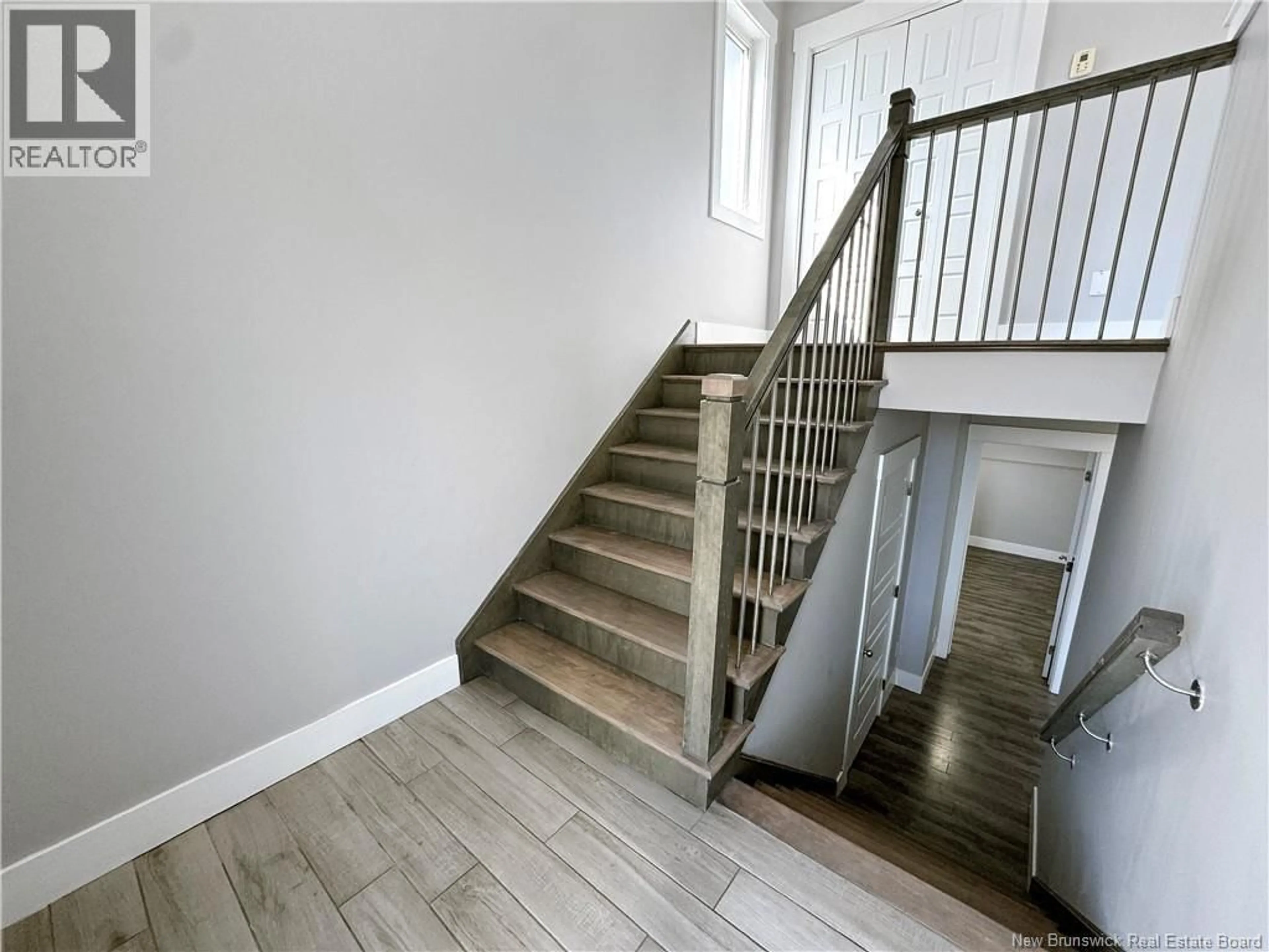 Stairs for 97 LANCEFIELD CRESCENT, Moncton New Brunswick E1E0E7