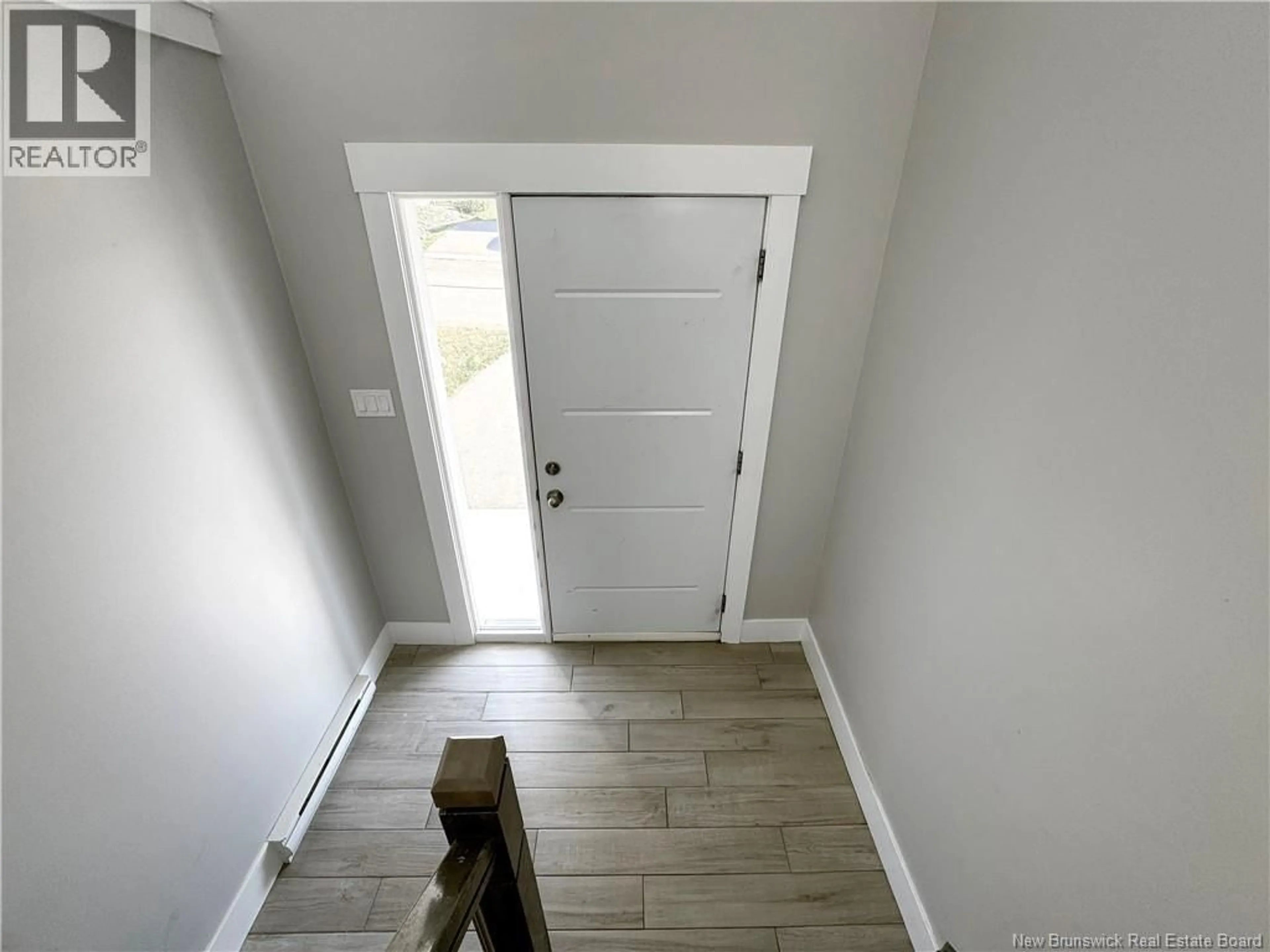 Indoor entryway for 97 LANCEFIELD CRESCENT, Moncton New Brunswick E1E0E7