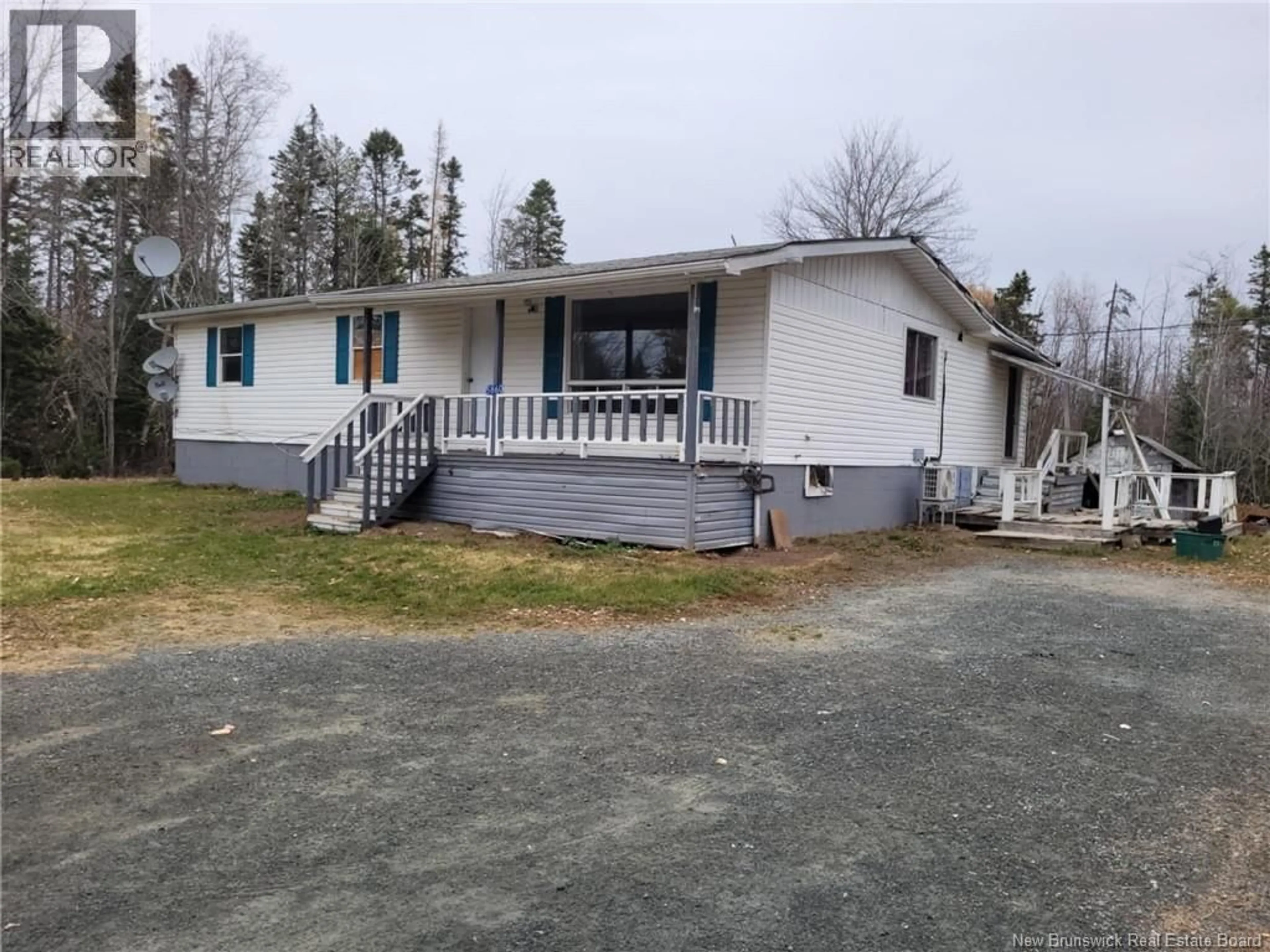 Home with vinyl exterior material, unknown for 5860 ROUTE 117, Baie-Sainte-Anne New Brunswick E9A1J8