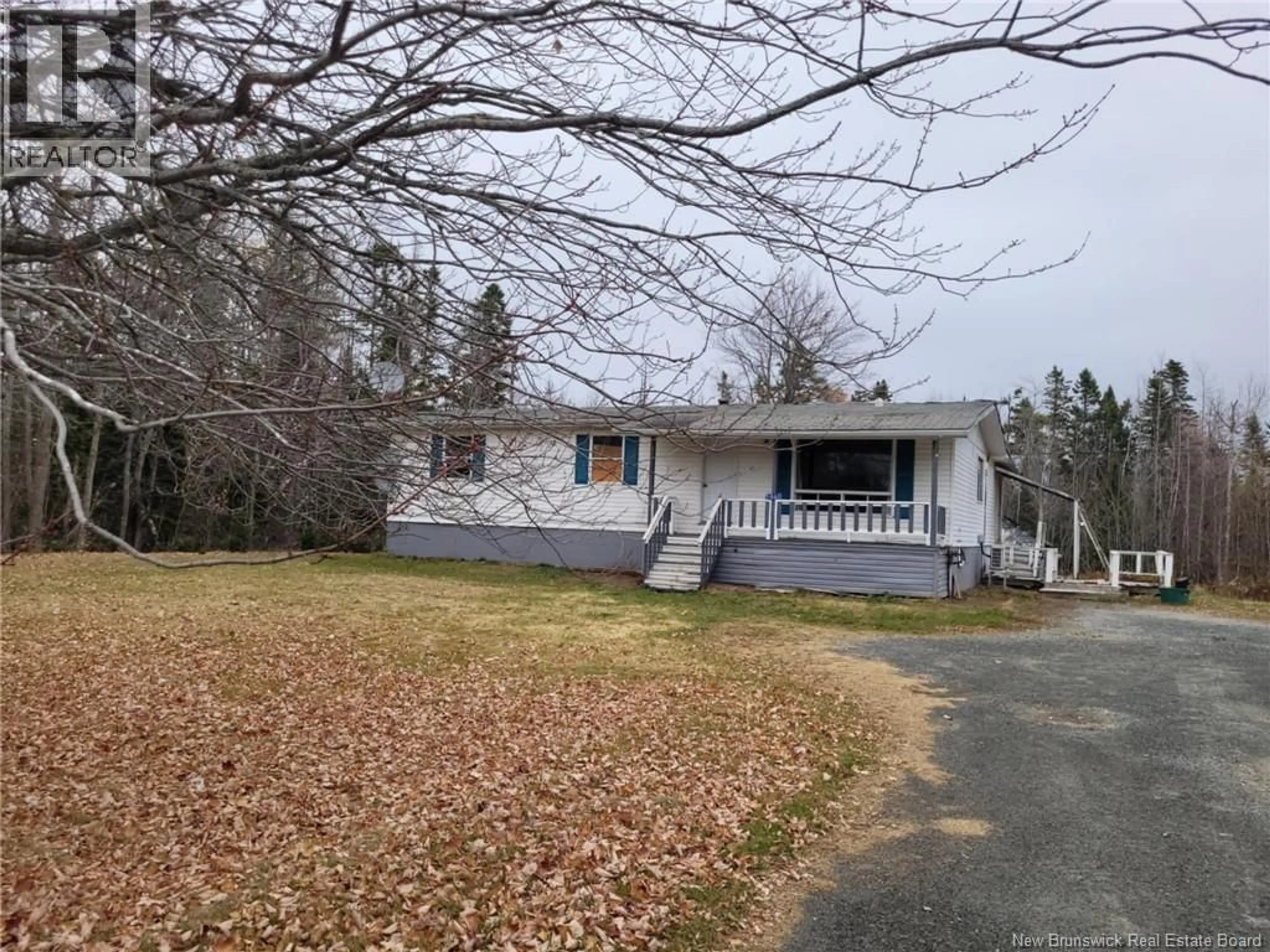 A pic from outside/outdoor area/front of a property/back of a property/a pic from drone, unknown for 5860 ROUTE 117, Baie-Sainte-Anne New Brunswick E9A1J8