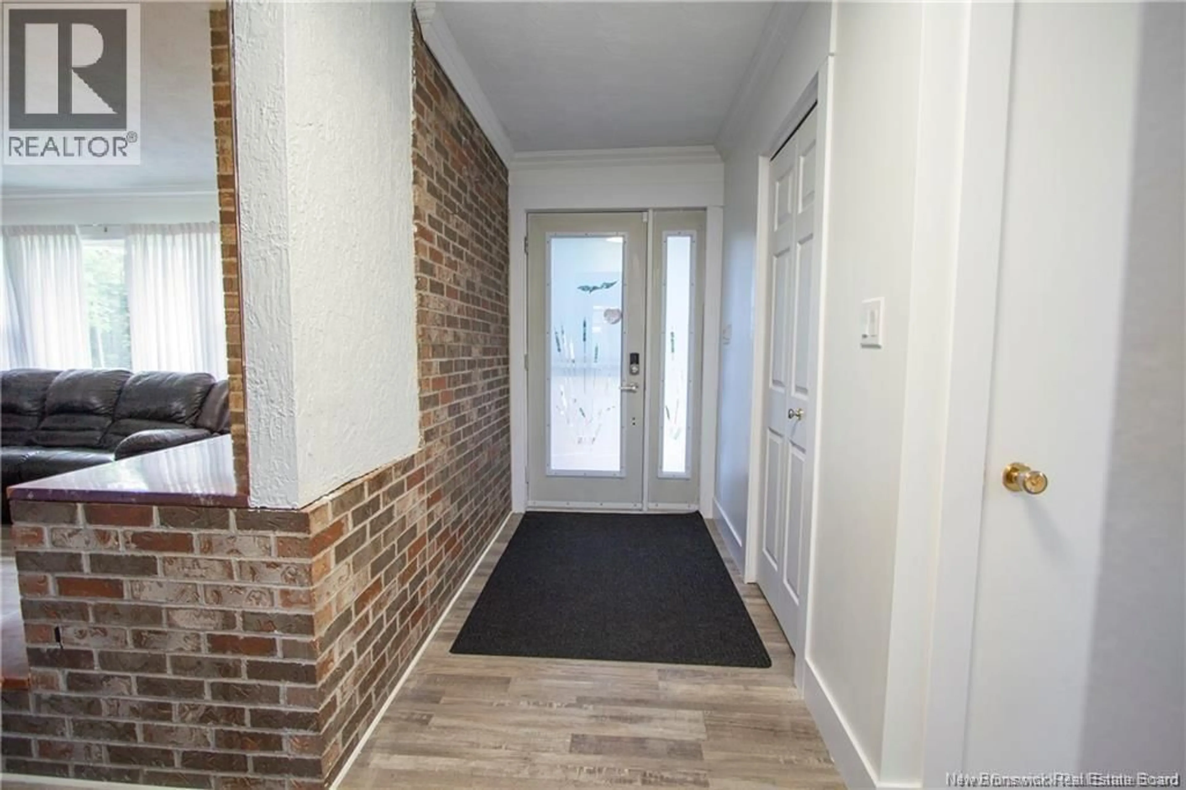 Indoor entryway for 75 CAP BRULE, Boudreau New Brunswick E4P6H8