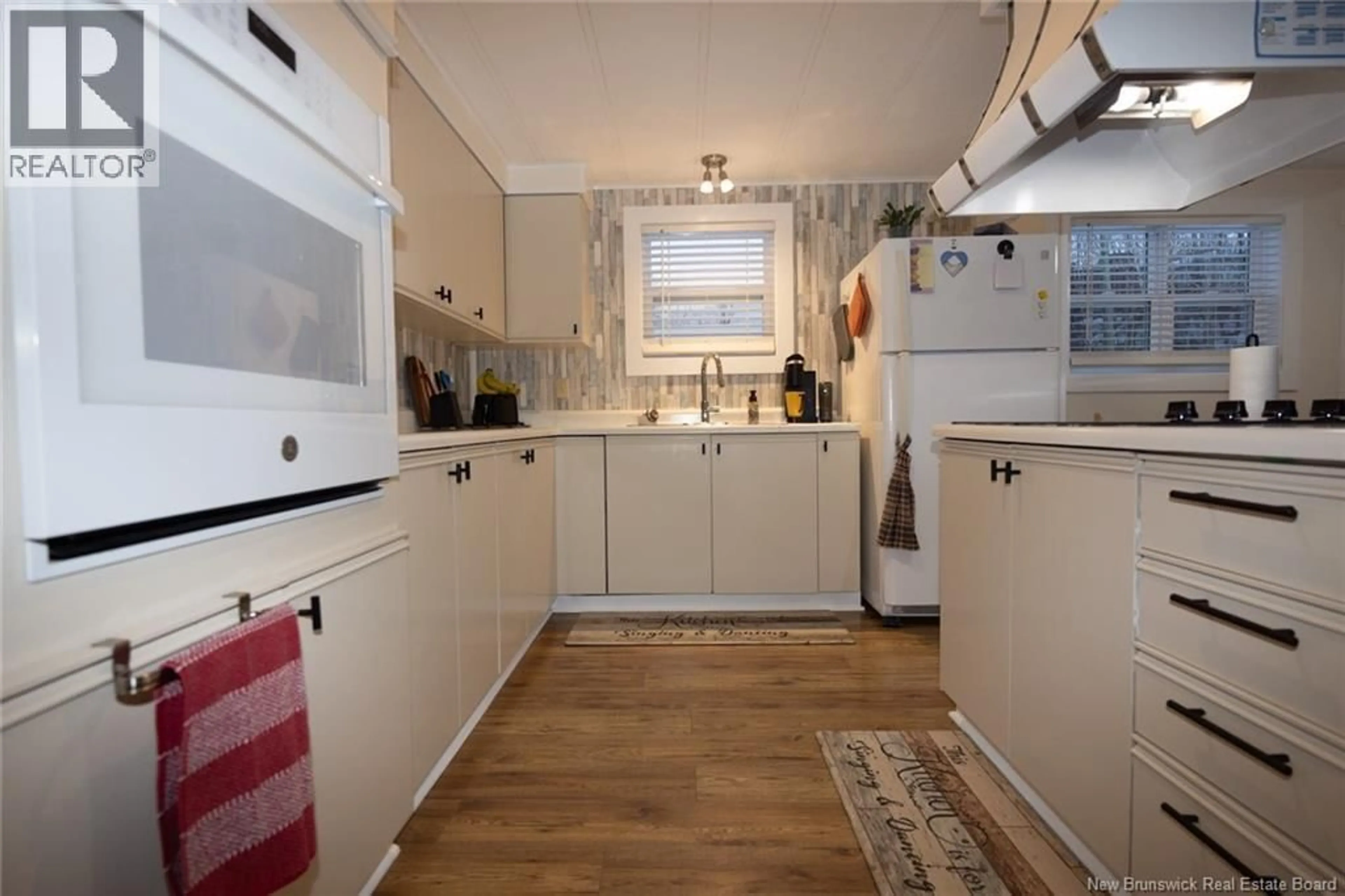 Standard kitchen, unknown for 431 OSMOND LANE, Fredericton New Brunswick E3B7L4